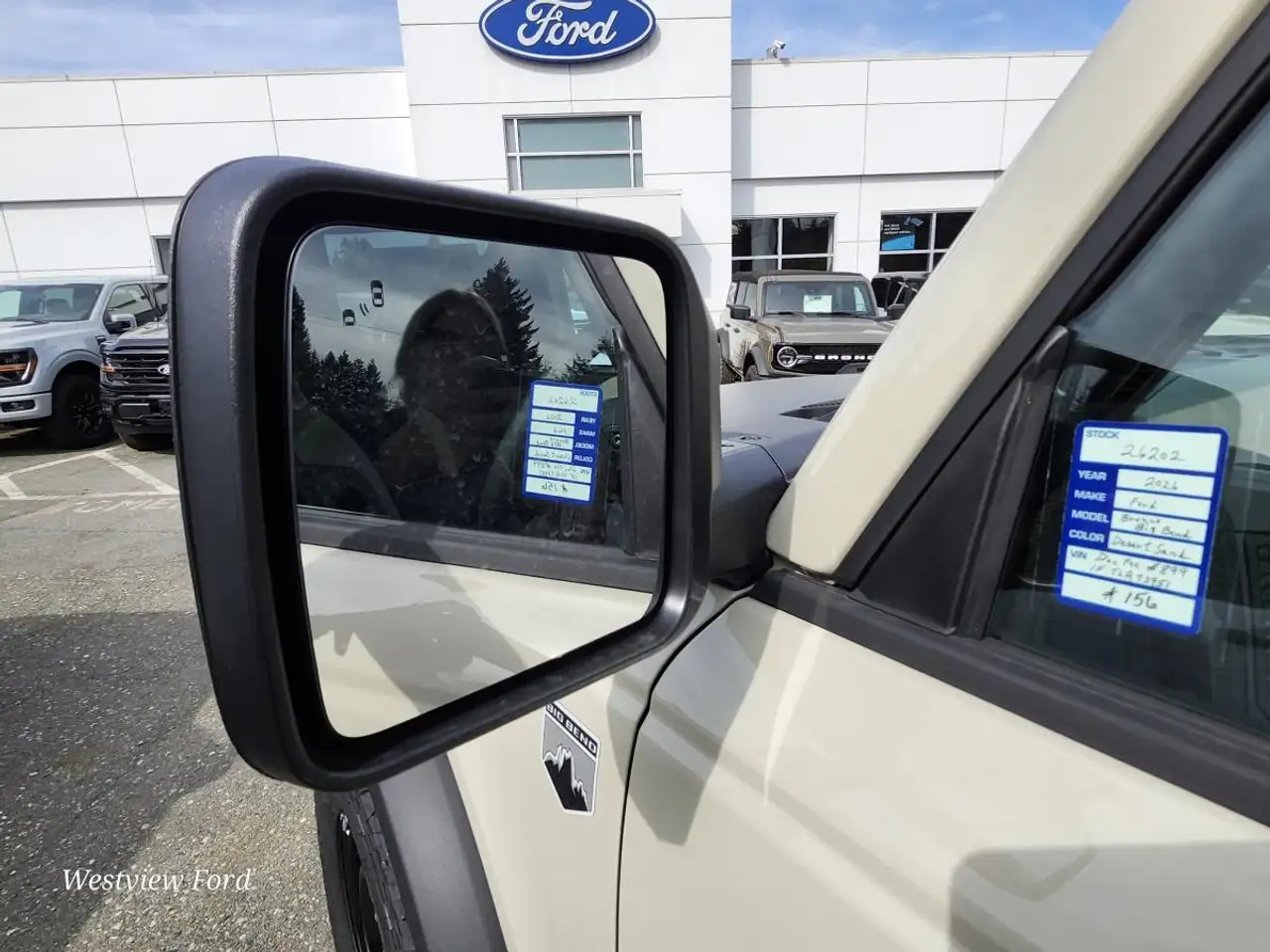 Ford Bronco снимка Ford Bronco