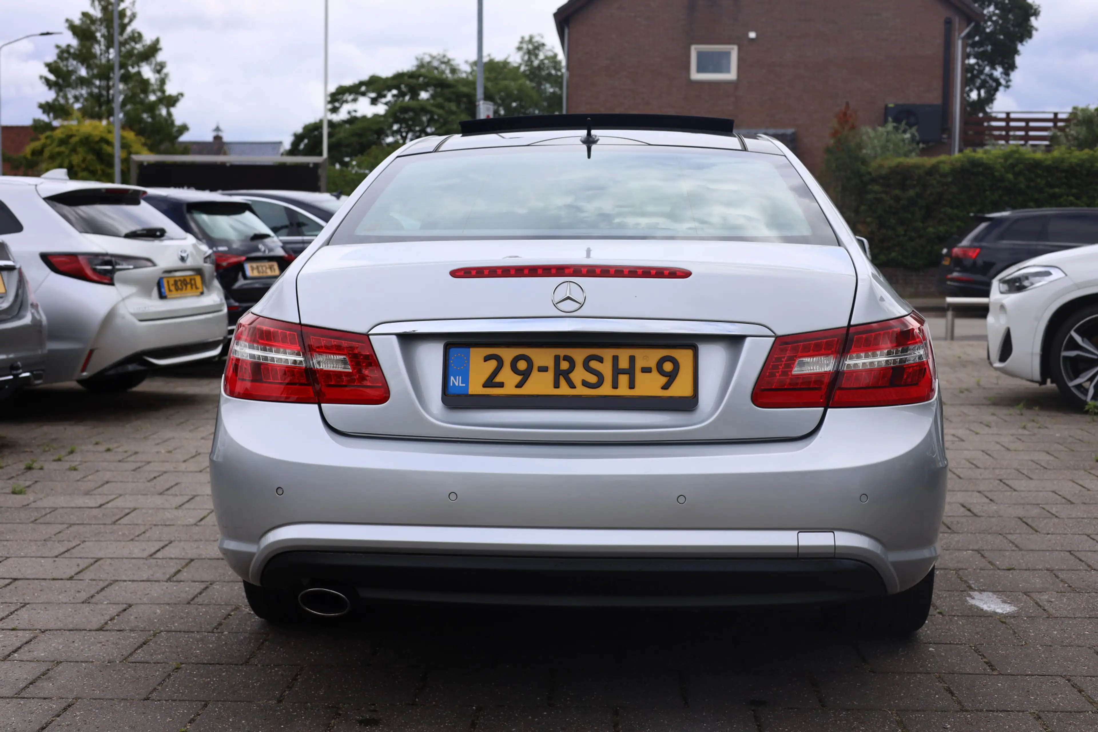Mercedes-Benz E 250 Coupé CGI AVANTGARDE | AUT | PANO | NL AUTO — photo 7