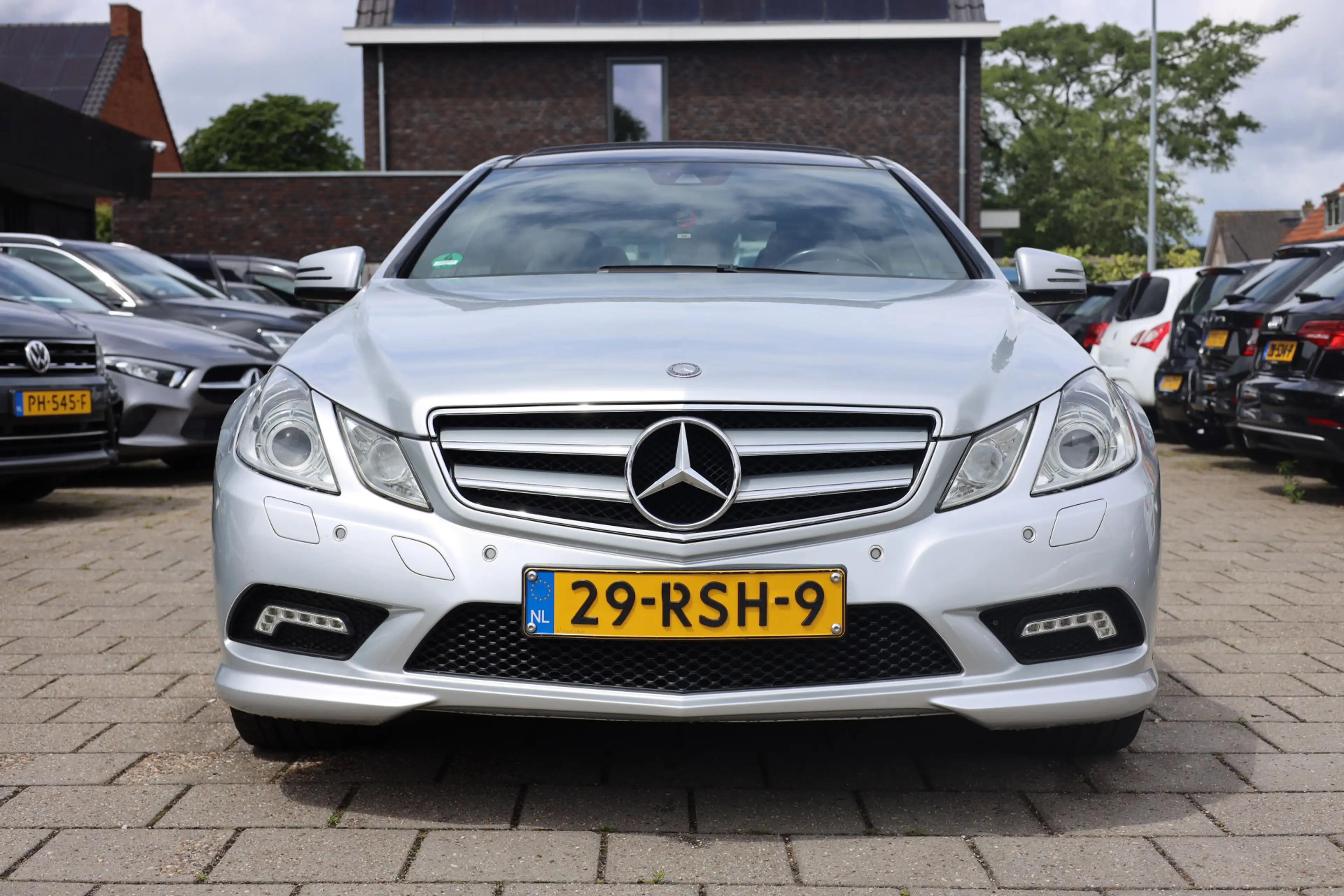 Mercedes-Benz E 250 Coupé CGI AVANTGARDE | AUT | PANO | NL AUTO — photo 6