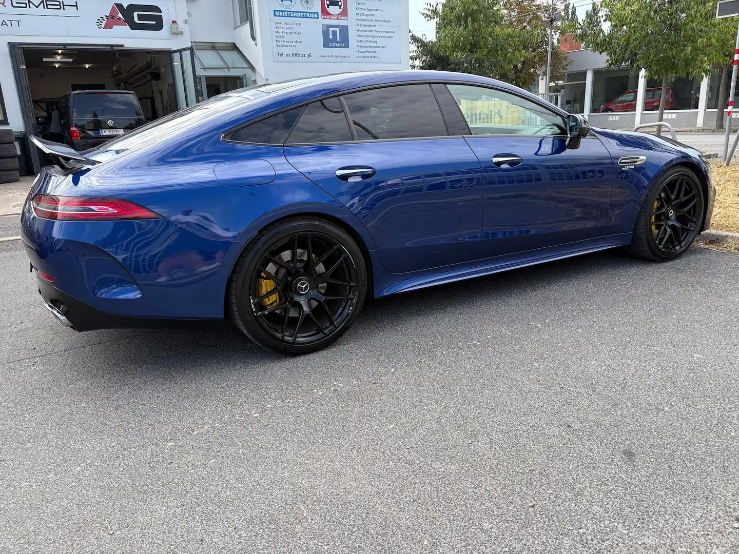 Mercedes-Benz AMG GT 43 4MATIC+*PANO*SOFT*BURMSTR.*LUFT*360° Albastru - 2