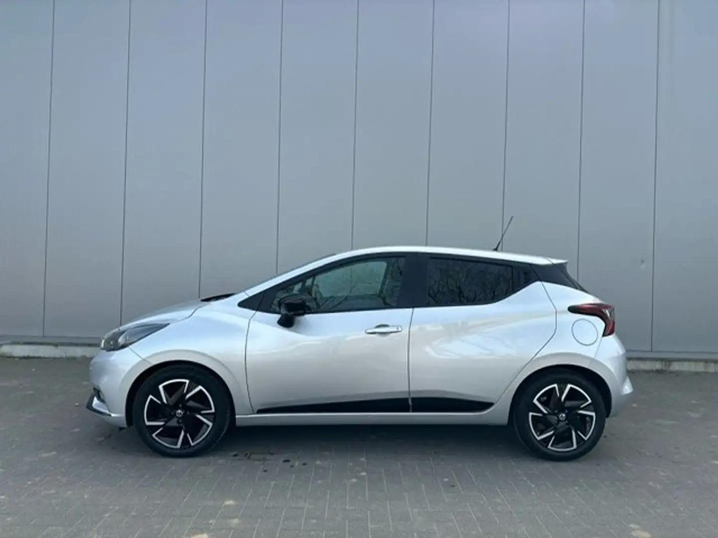 Nissan Micra 1.0 IG-T N-Design Zilver - 2