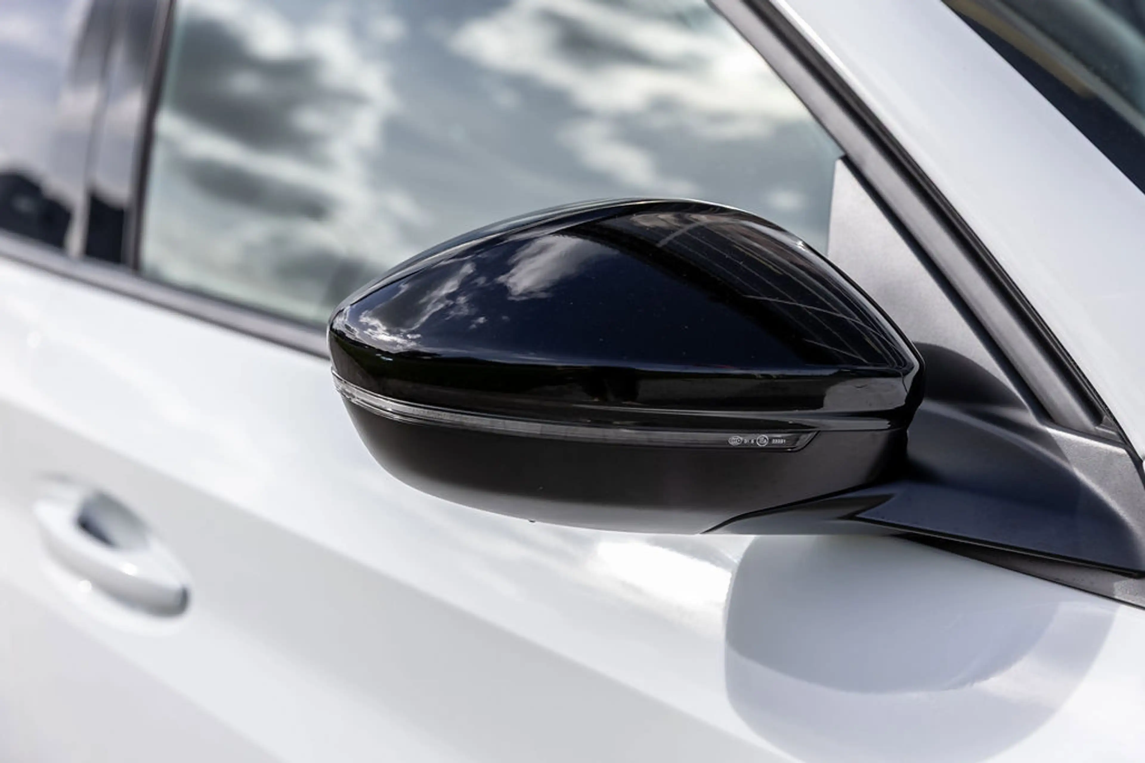 Peugeot e-208 EV Allure 50 kWh 3-fase Navi — photo 30