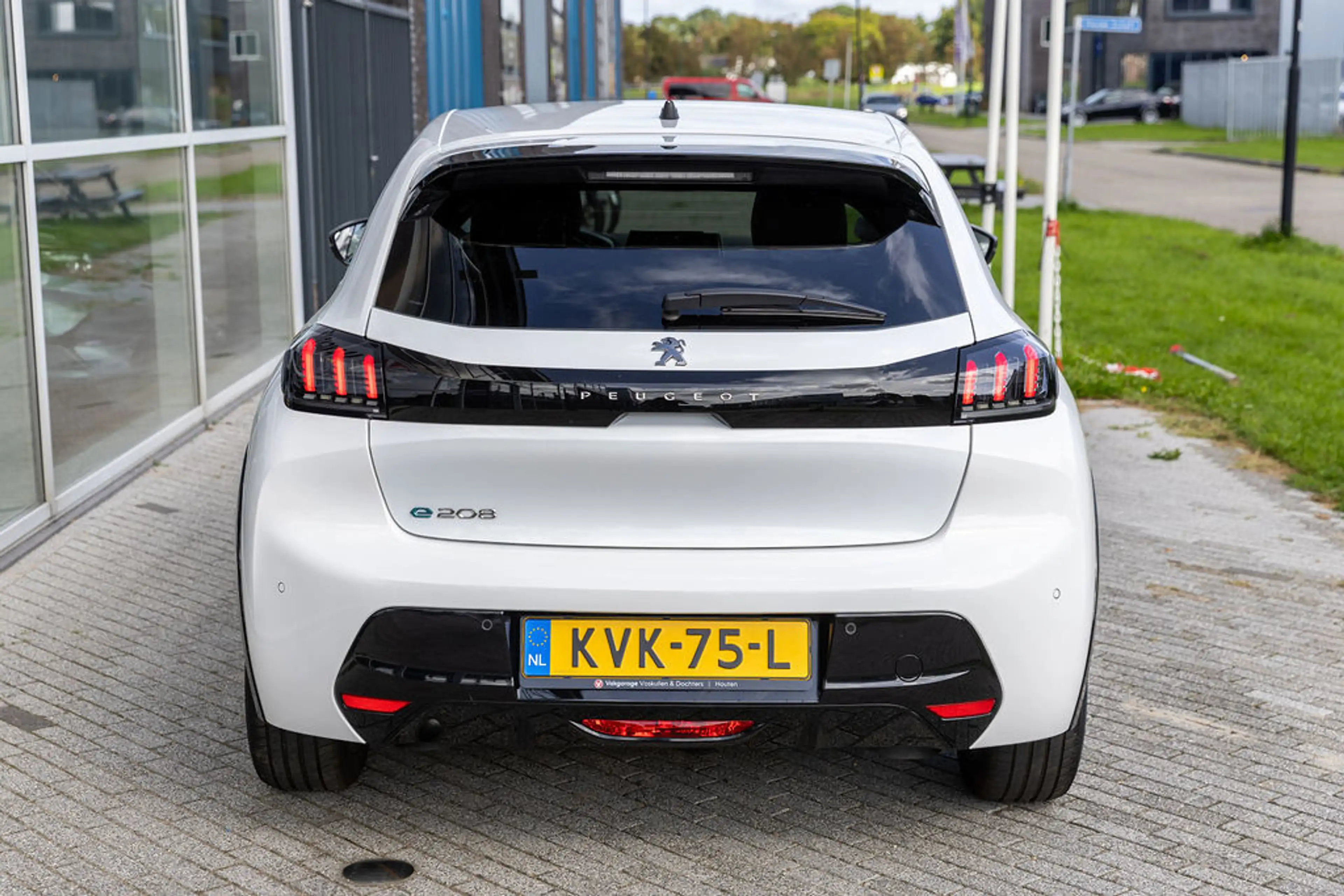 Peugeot e-208 EV Allure 50 kWh 3-fase Navi — photo 38