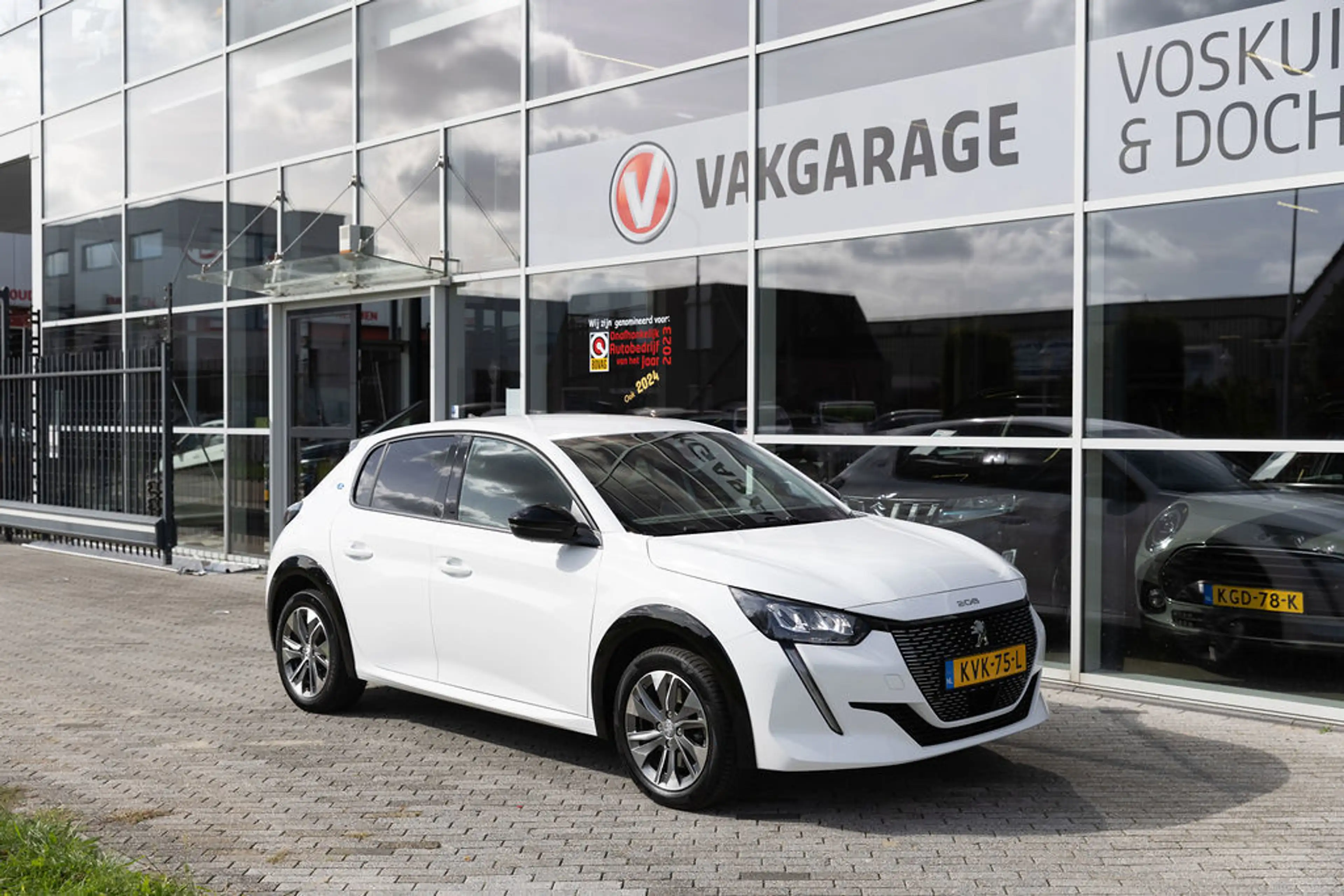Peugeot e-208 EV Allure 50 kWh 3-fase Navi — photo 41