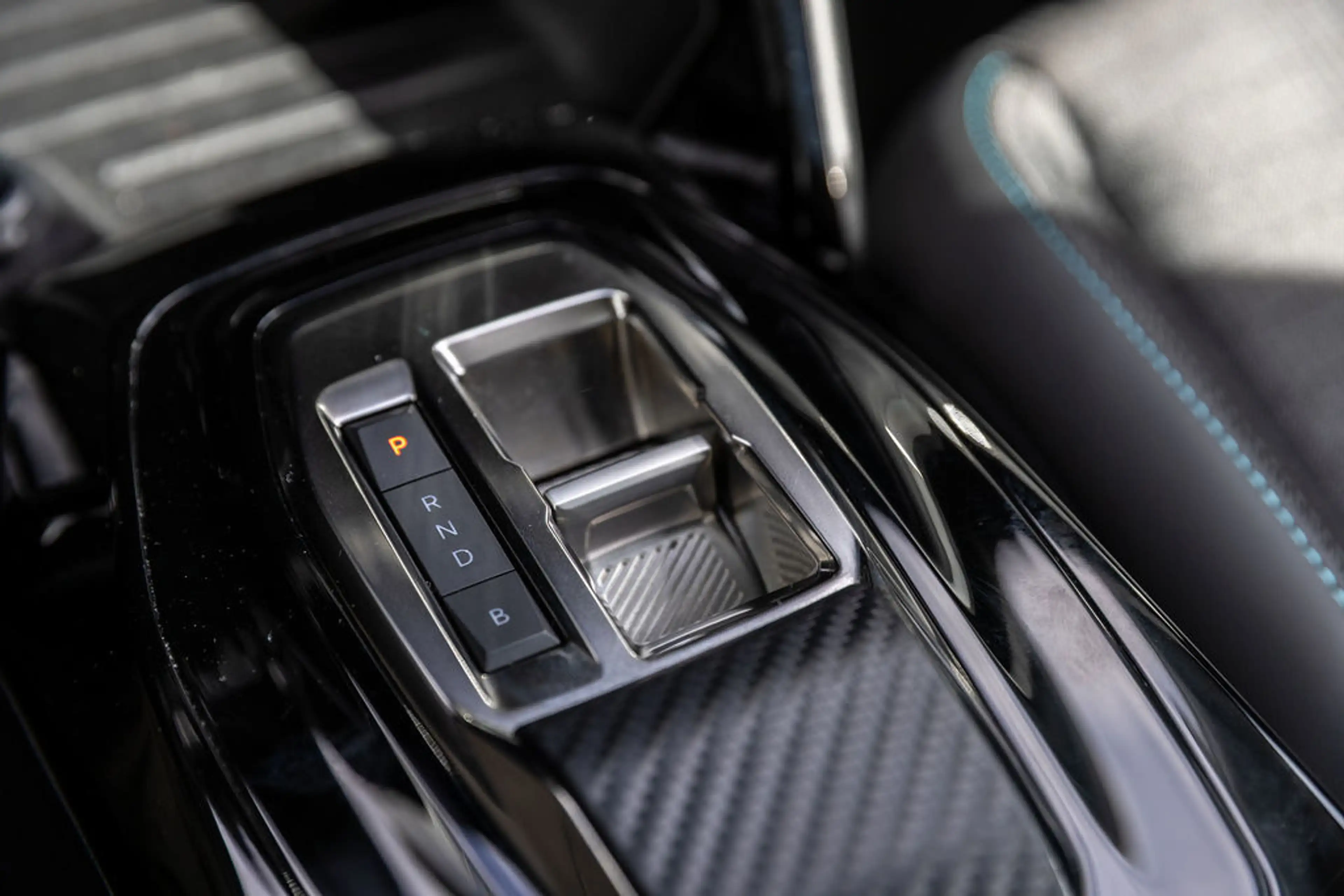 Peugeot e-208 EV Allure 50 kWh 3-fase Navi — photo 19