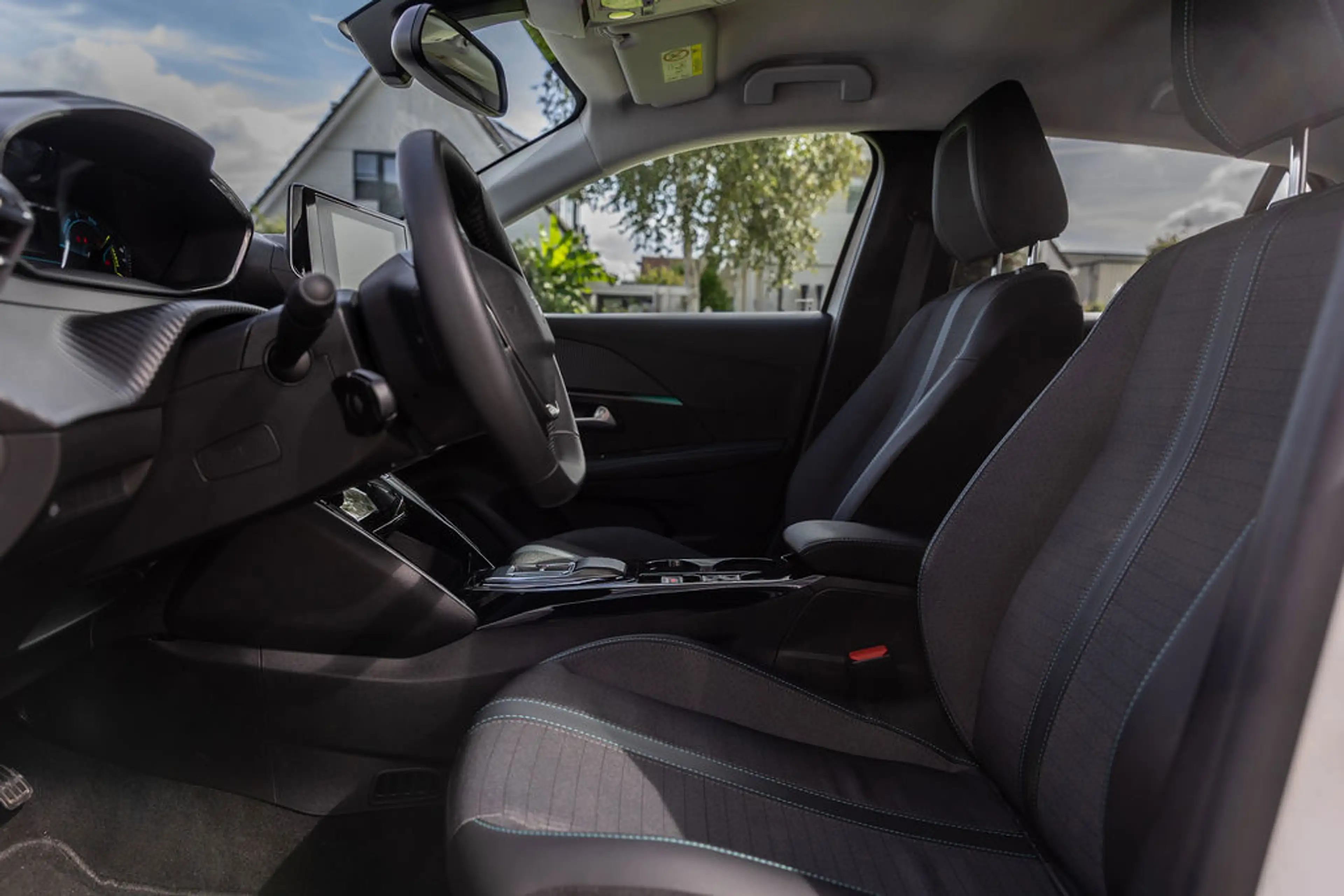 Peugeot e-208 EV Allure 50 kWh 3-fase Navi — photo 26