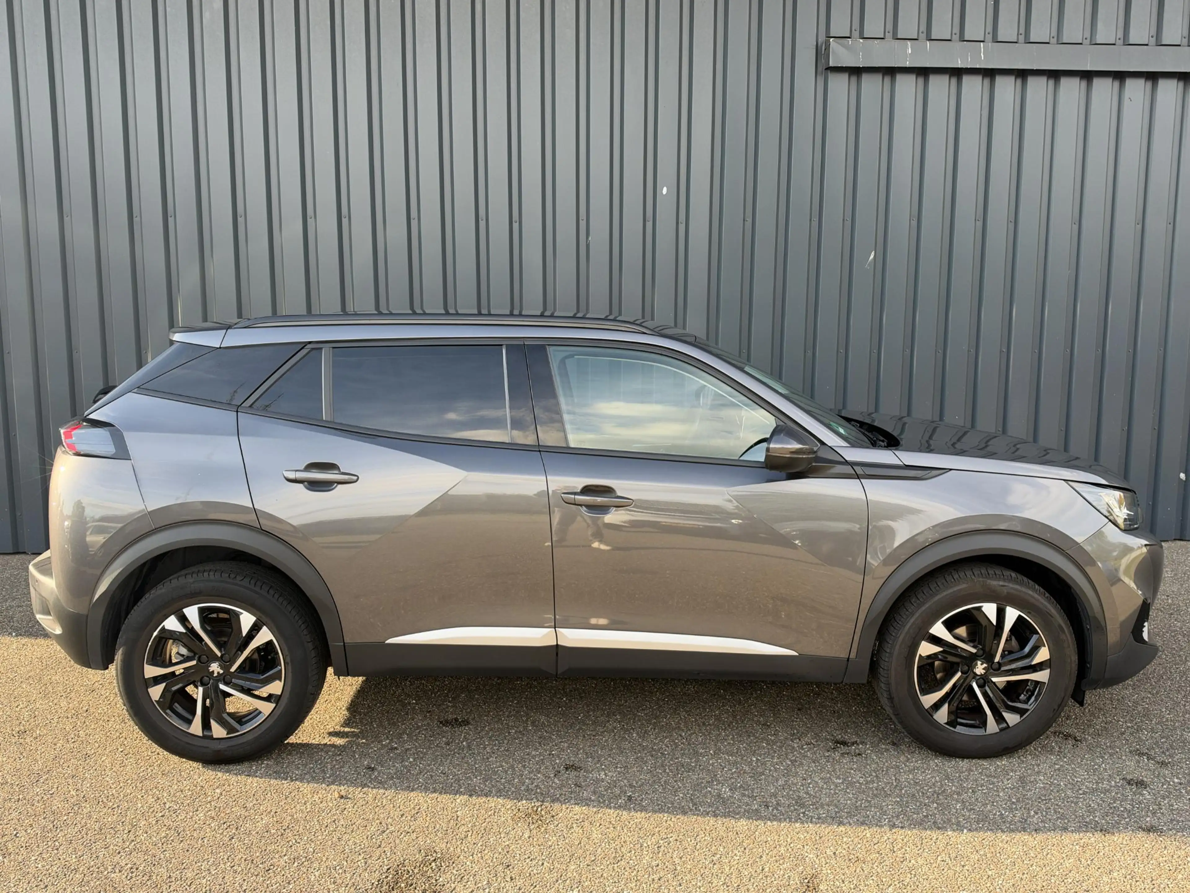 Peugeot 2008 1.2 PureTech Allure Pack navigatie | Camera | DAB — photo 6