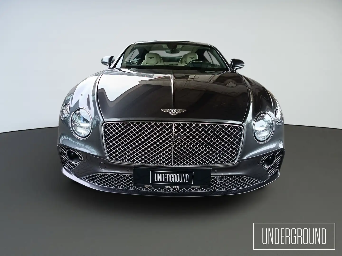 Bentley Continental GTC V12 Gris - 2
