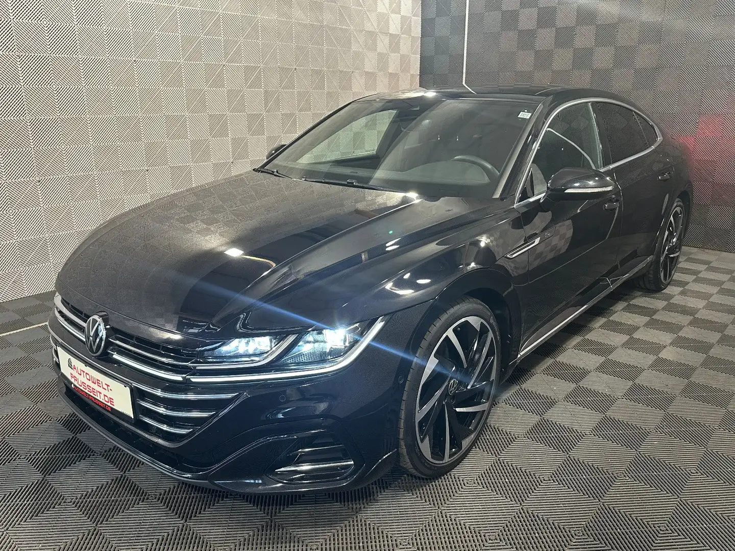 Volkswagen Arteon 4M*R LINE*MATRIX-PANO-ST.HZ-ACC-R.KAM-AHK Schwarz - 2