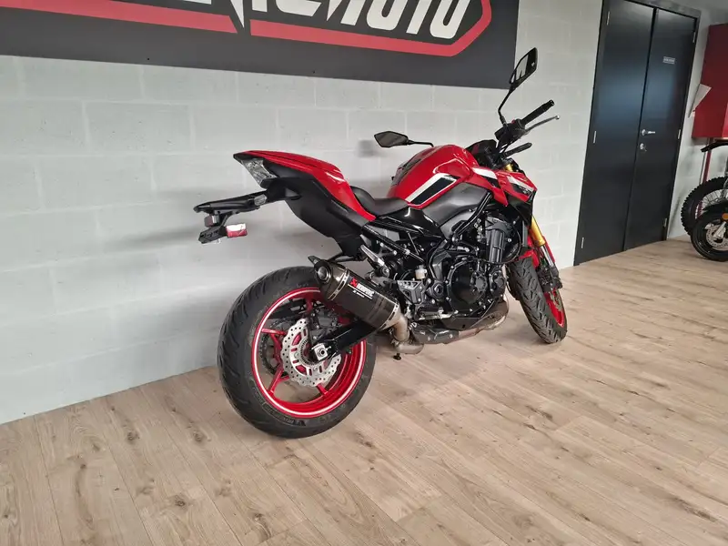 Kawasaki Z 900 - foto 3