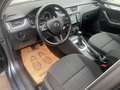 Skoda Octavia Combi 1,6 TDI 4x4*XENON*NAVI*PDC*AHK*SZH Grau - thumbnail 9