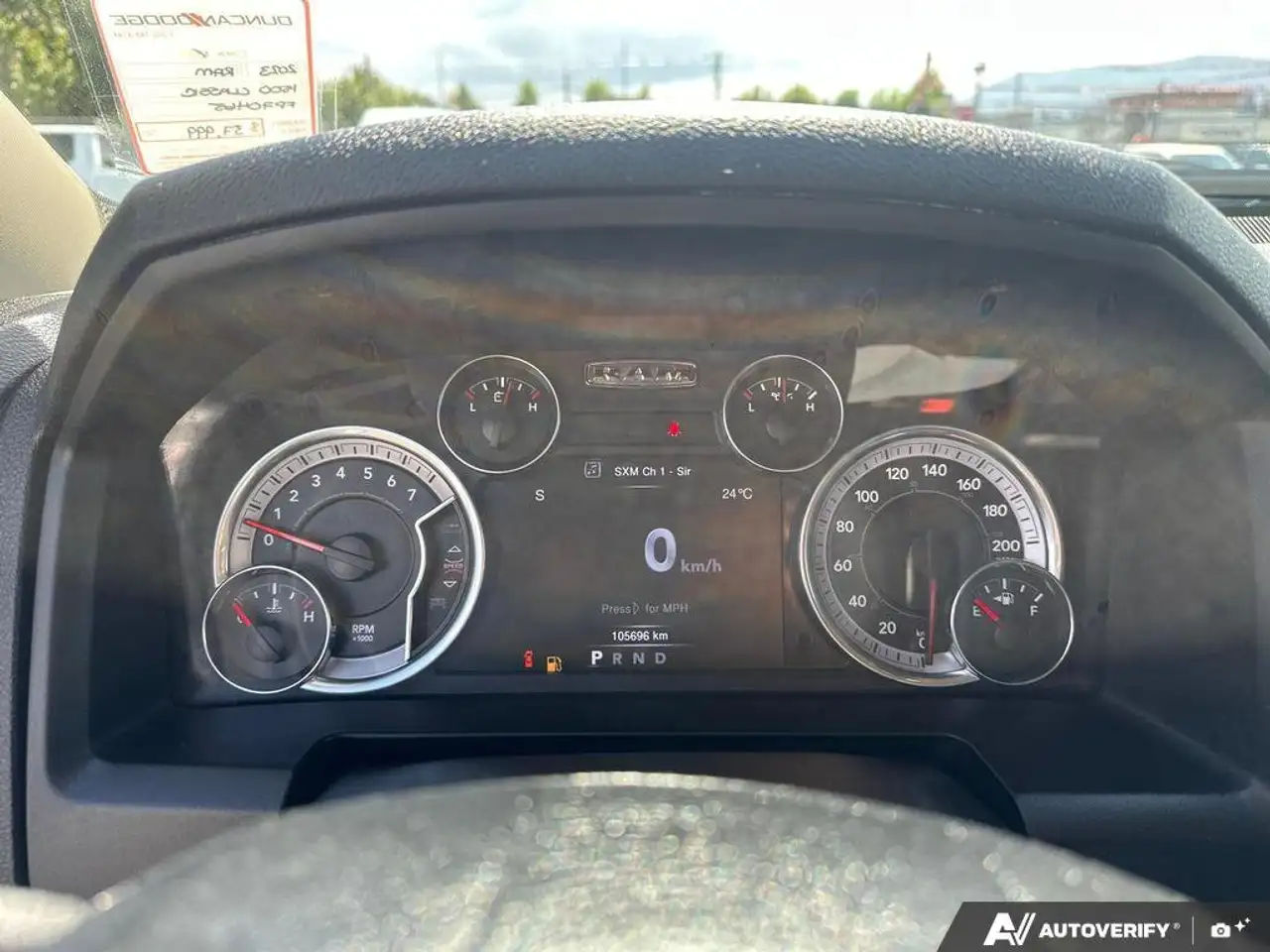 RAM 1500 снимка RAM 1500
