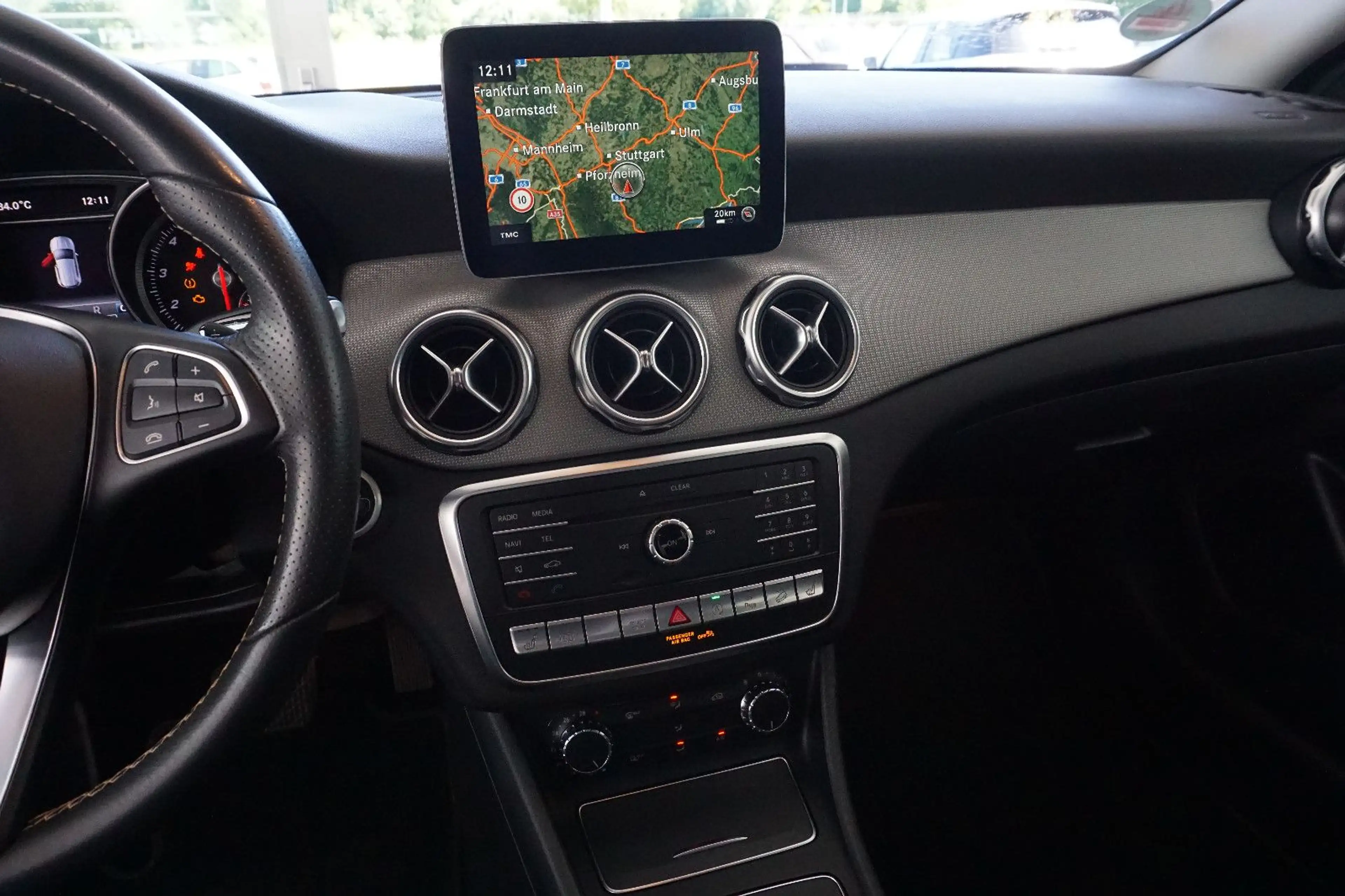 Mercedes-Benz GLA 220 4Matic* Memory*PDK*Business*Leder — photo 10