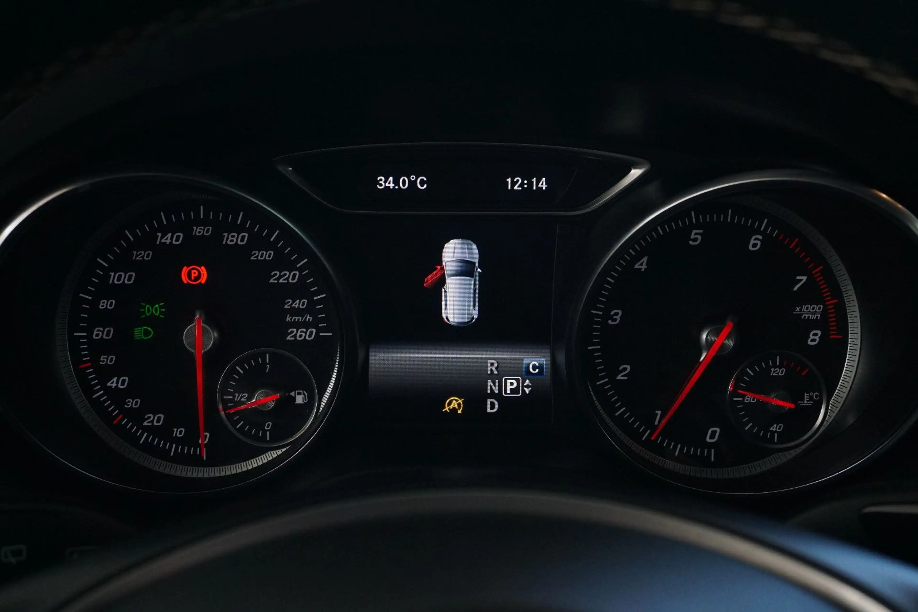 Mercedes-Benz GLA 220 4Matic* Memory*PDK*Business*Leder — photo 9
