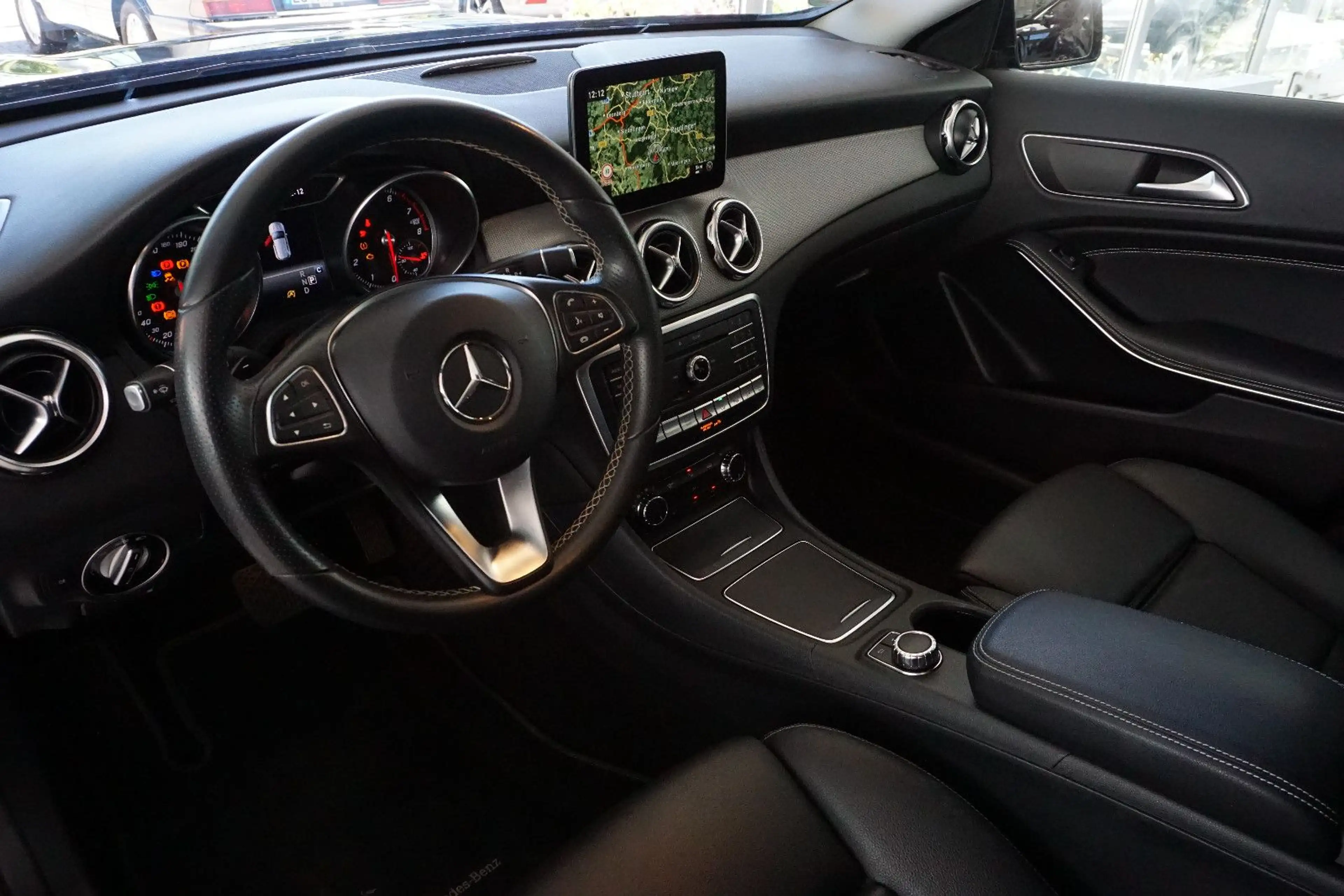 Mercedes-Benz GLA 220 4Matic* Memory*PDK*Business*Leder — photo 7