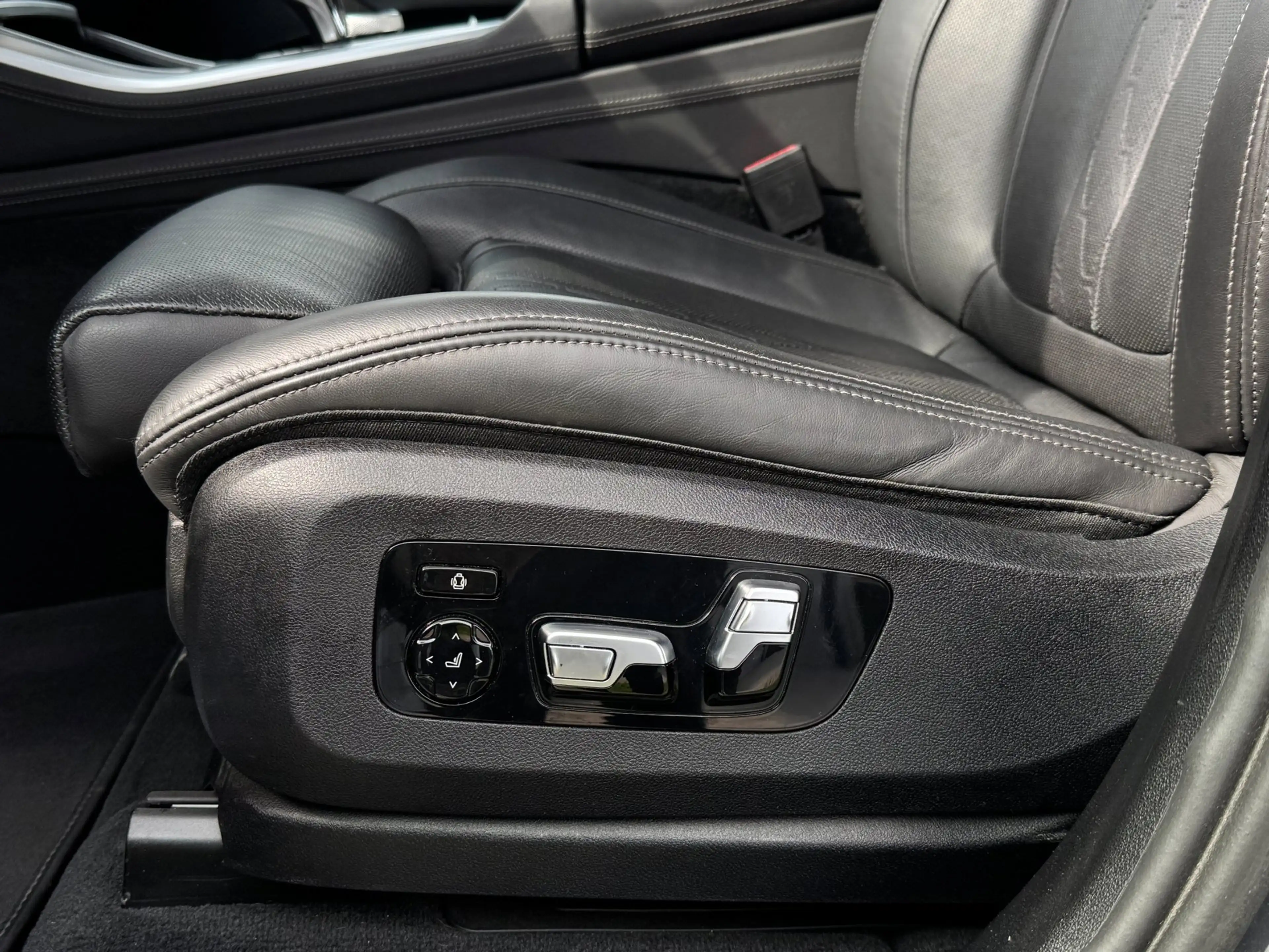 BMW X5 XDrive45e M-Sport | Grigio Telesto | Pano | Laser — photo 11