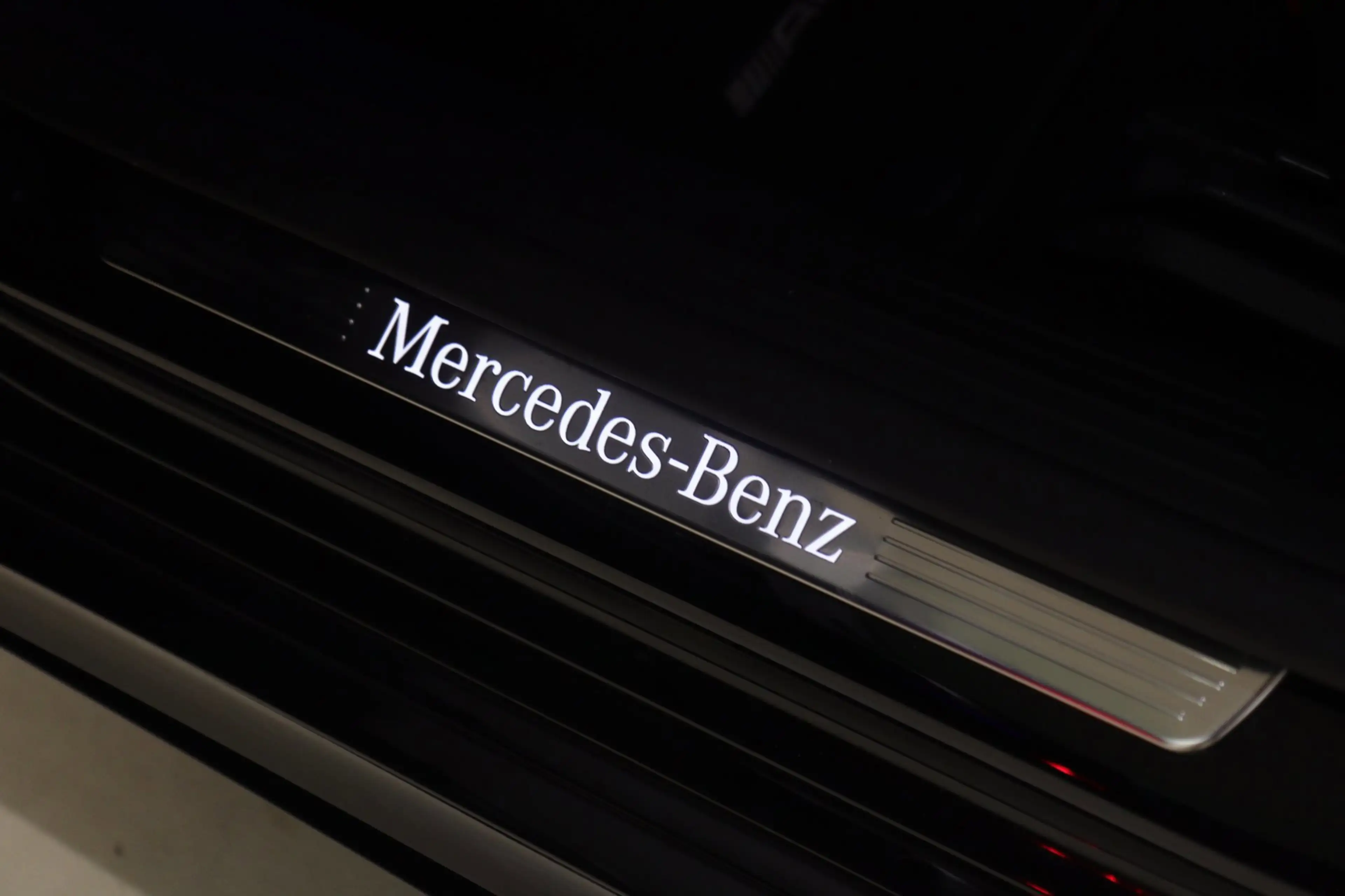 Mercedes-Benz CLA 250 e AMG-LINE PANO/HUD/KEYLESS/360CAM/CARPLAY/VOL — photo 44