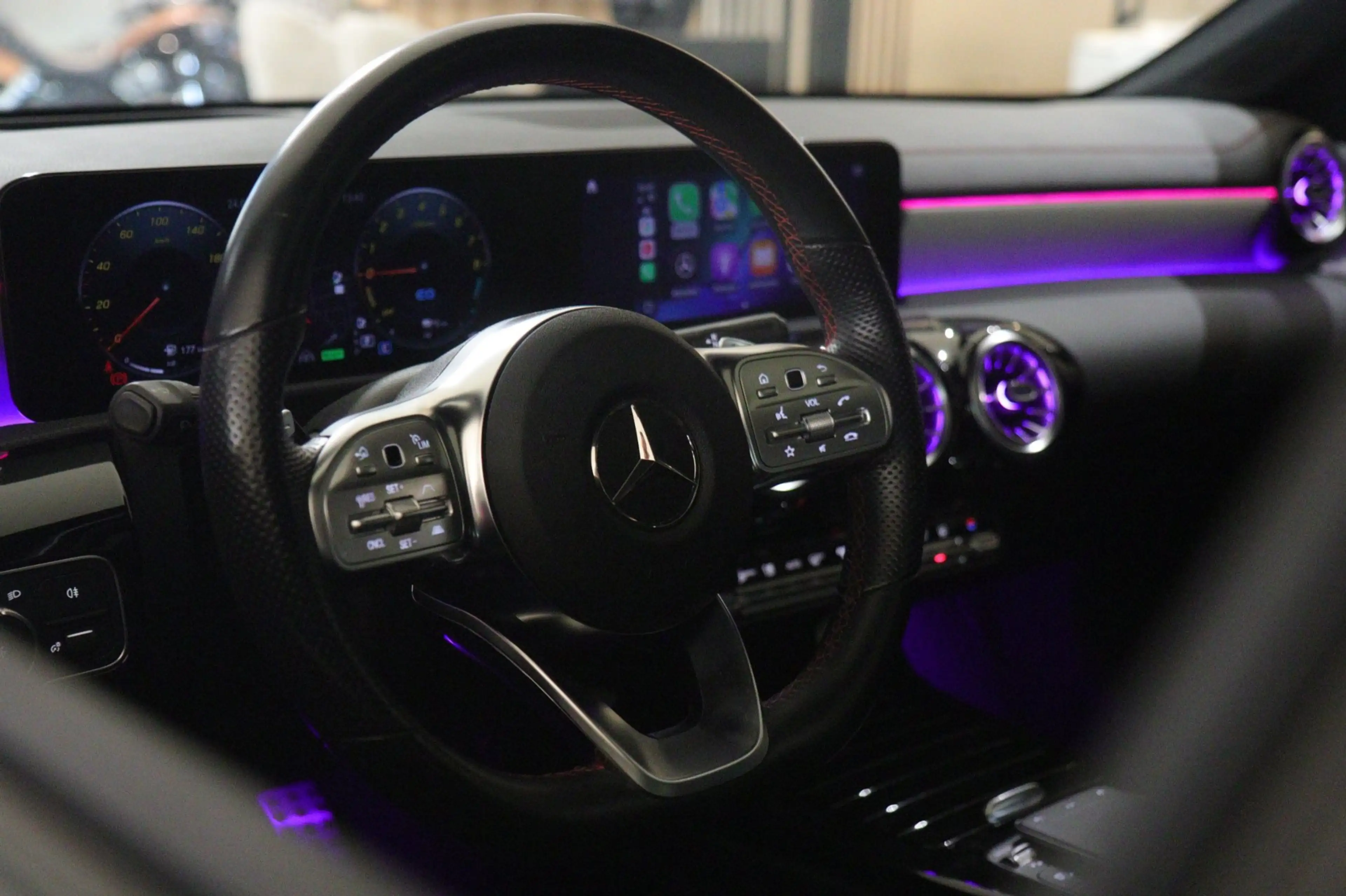 Mercedes-Benz CLA 250 e AMG-LINE PANO/HUD/KEYLESS/360CAM/CARPLAY/VOL — photo 41