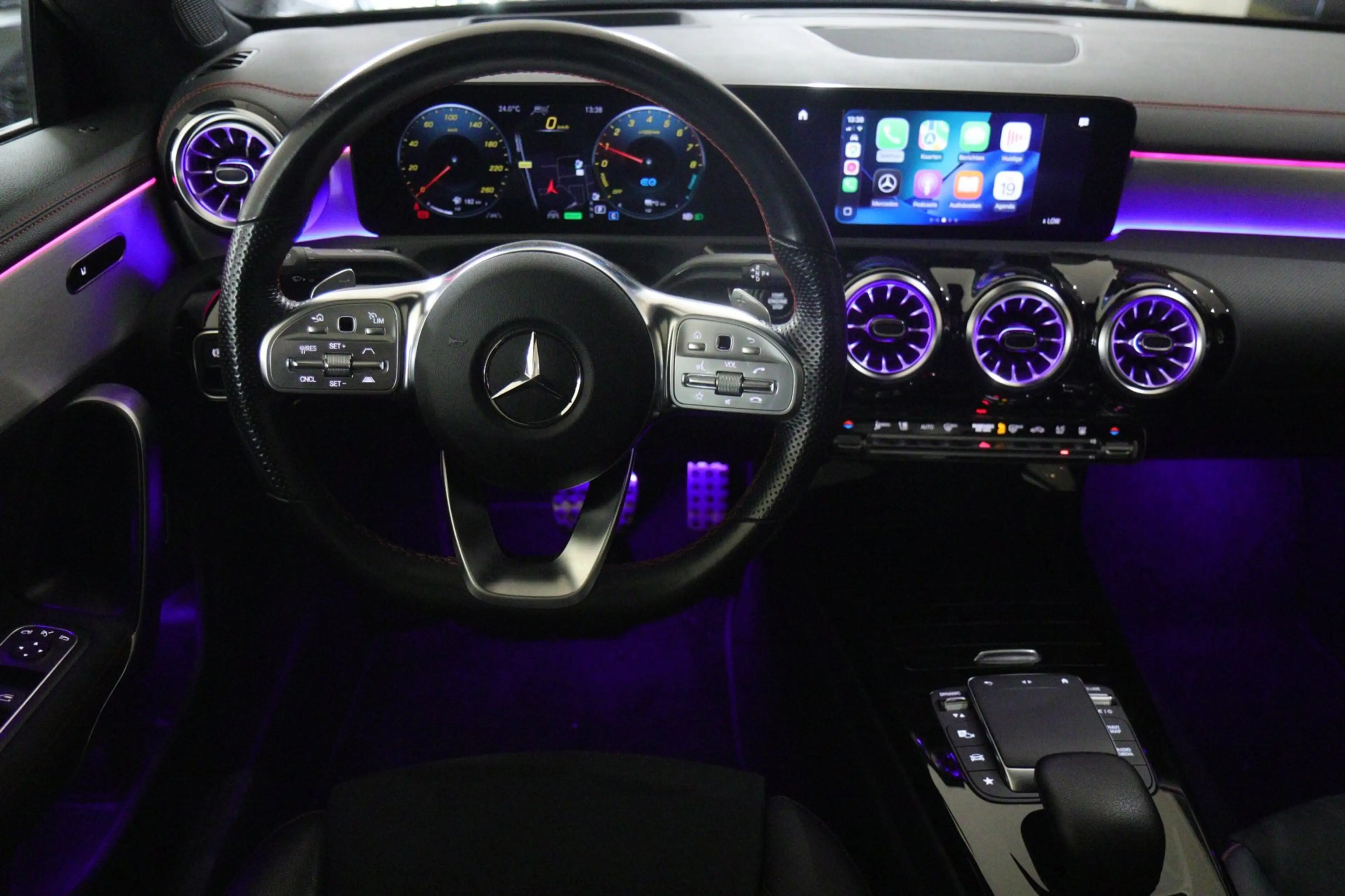 Mercedes-Benz CLA 250 e AMG-LINE PANO/HUD/KEYLESS/360CAM/CARPLAY/VOL — photo 9