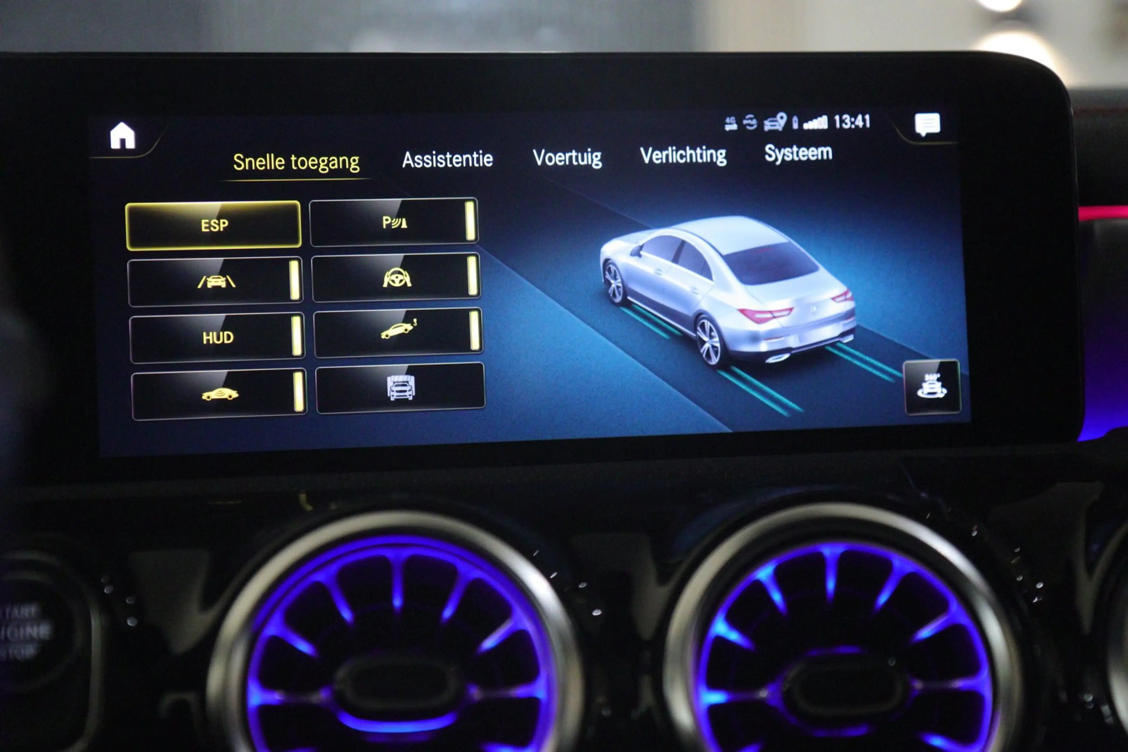 Mercedes-Benz CLA 250 e AMG-LINE PANO/HUD/KEYLESS/360CAM/CARPLAY/VOL — photo 32