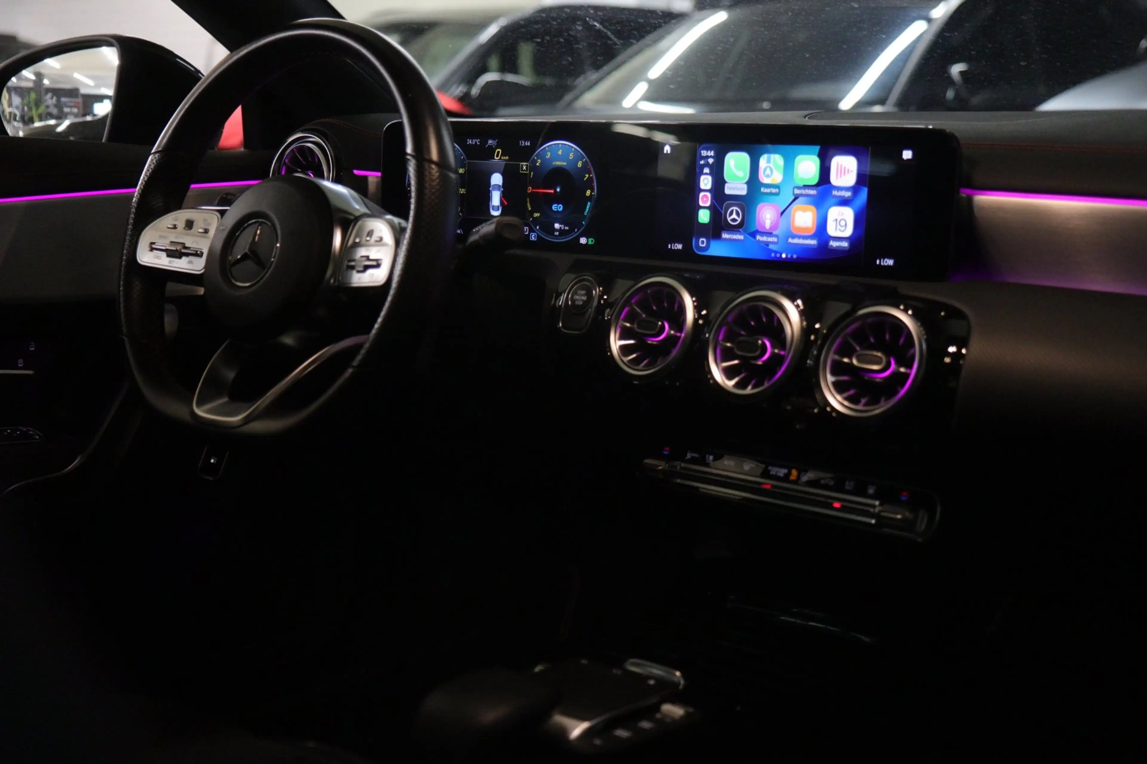 Mercedes-Benz CLA 250 e AMG-LINE PANO/HUD/KEYLESS/360CAM/CARPLAY/VOL — photo 24