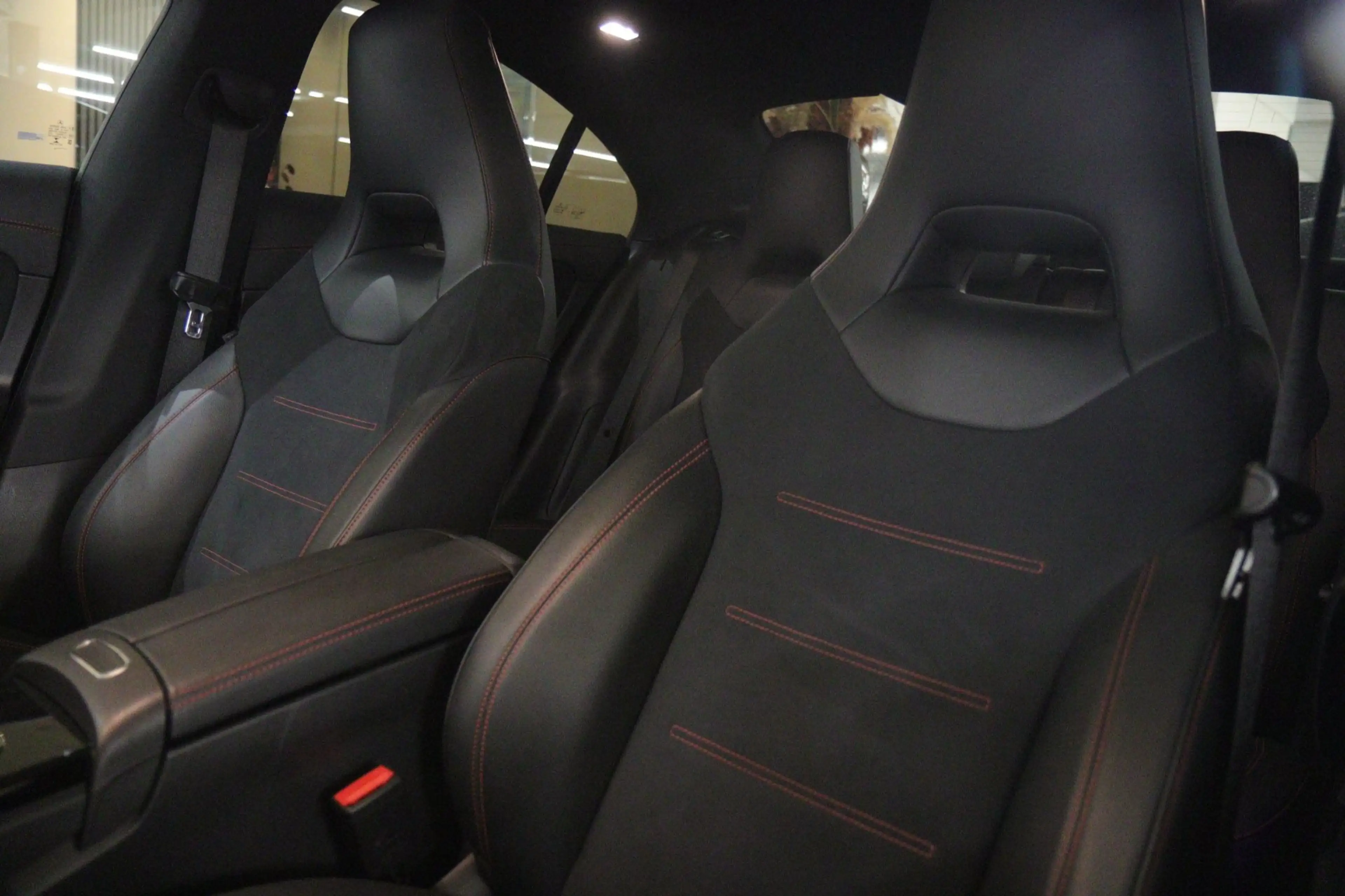 Mercedes-Benz CLA 250 e AMG-LINE PANO/HUD/KEYLESS/360CAM/CARPLAY/VOL — photo 13