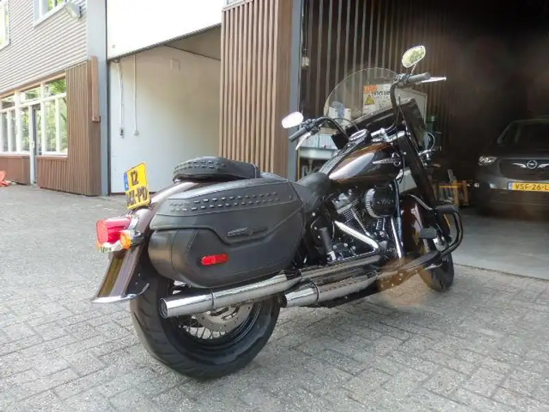 Harley-Davidson Heritage Softail - foto 4