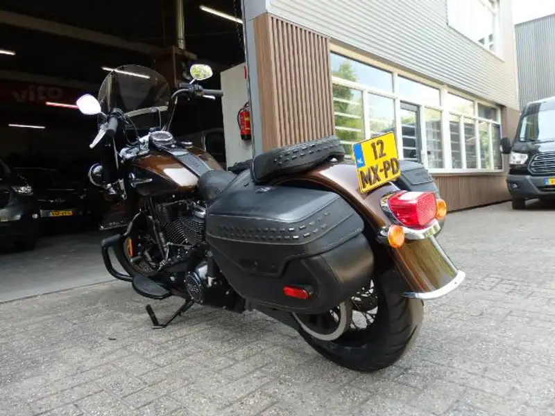 Harley-Davidson Heritage Softail - foto 3