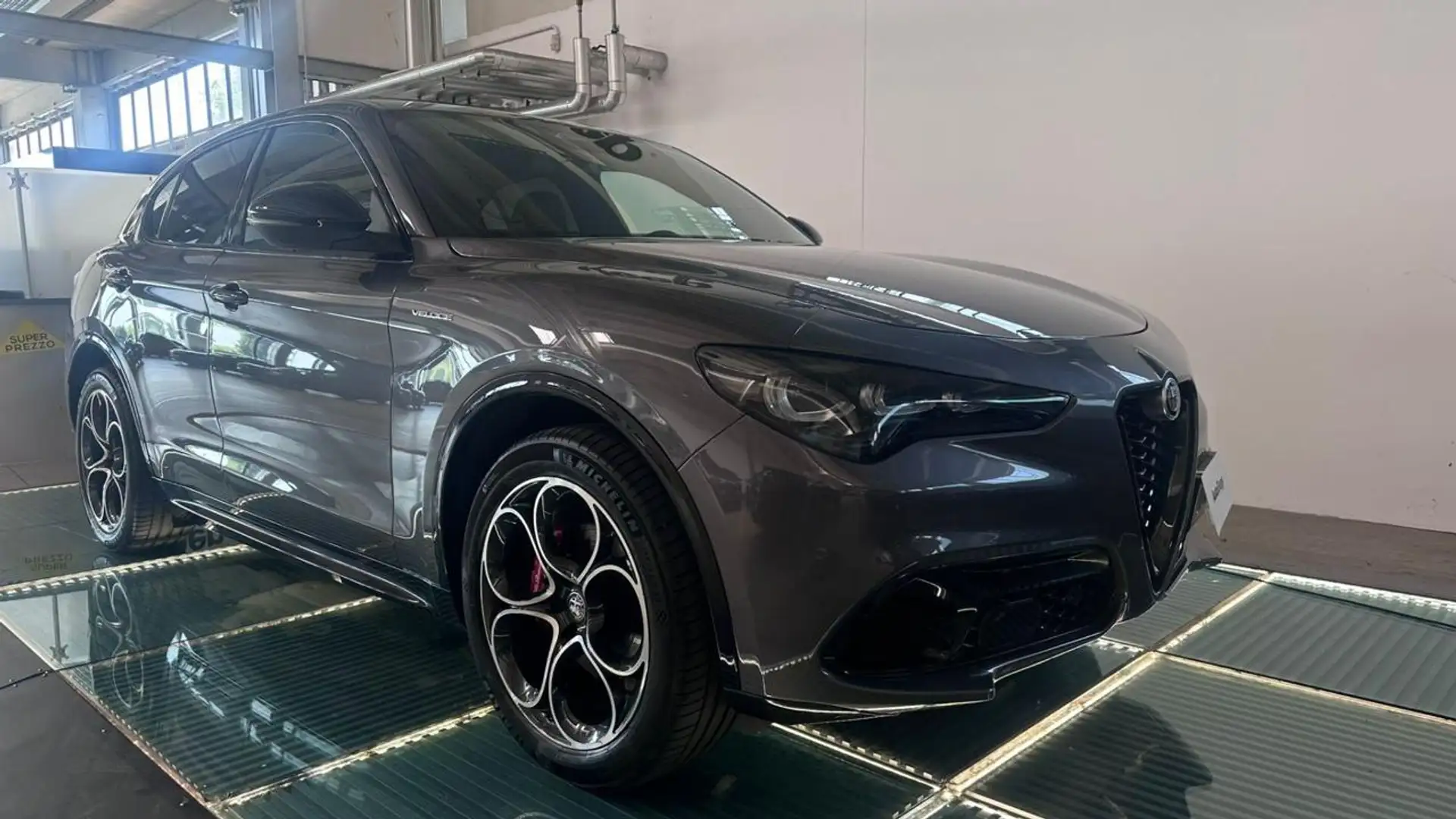 Alfa Romeo Stelvio 2.2 Turbodiesel 210 CV AT8 Q4 Veloce Grigio - 1