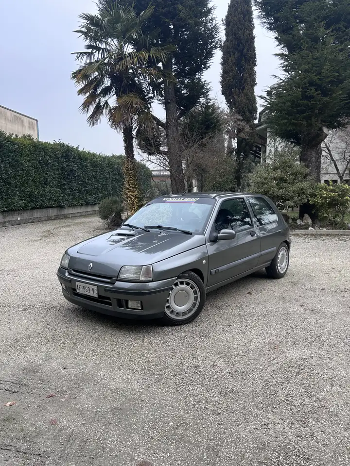 Renault Clio 3p 1.8 16v cat., foto 1