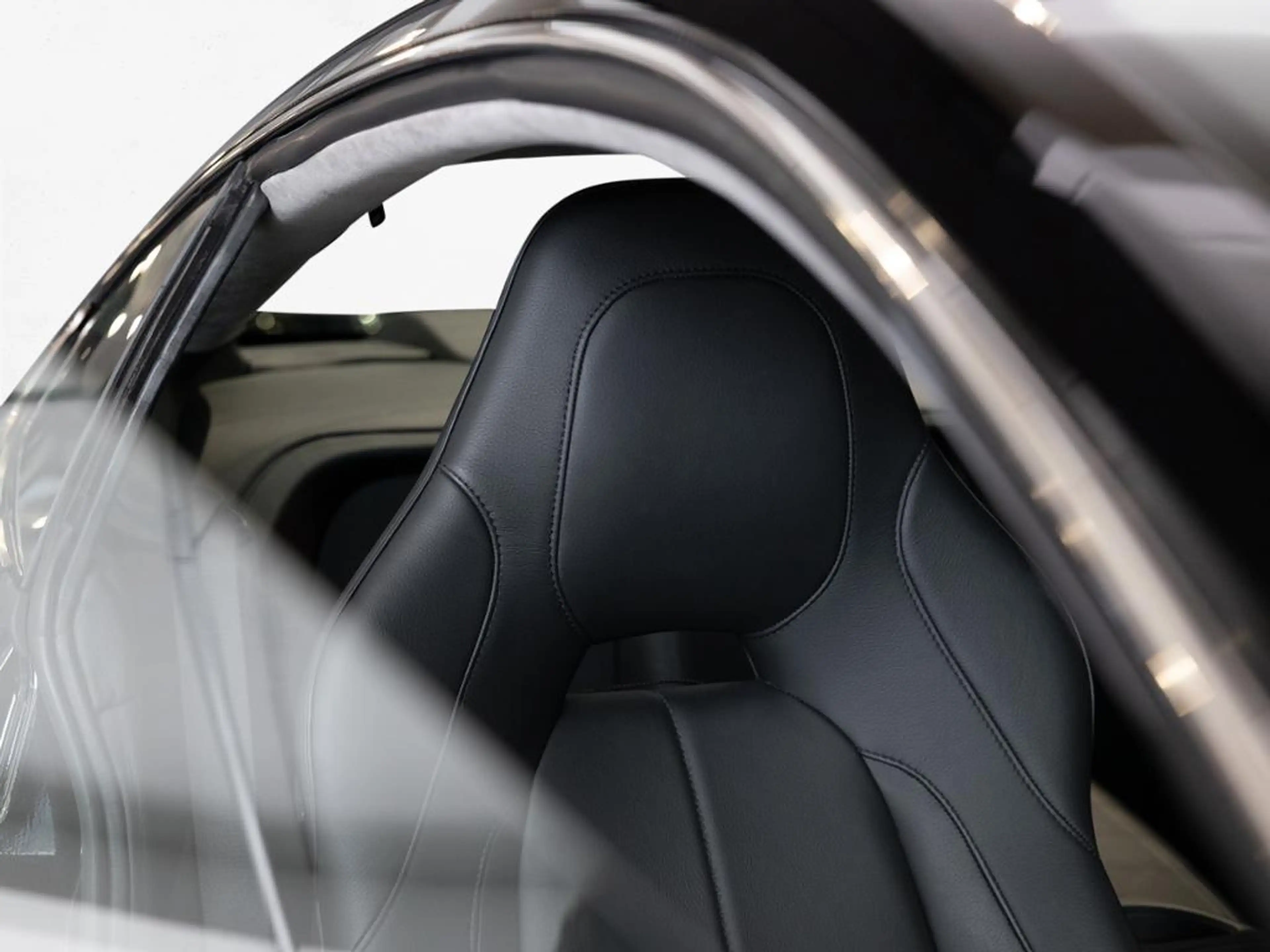 Aston Martin Vanquish S Coupe Aston Martin Hamburg — photo 6