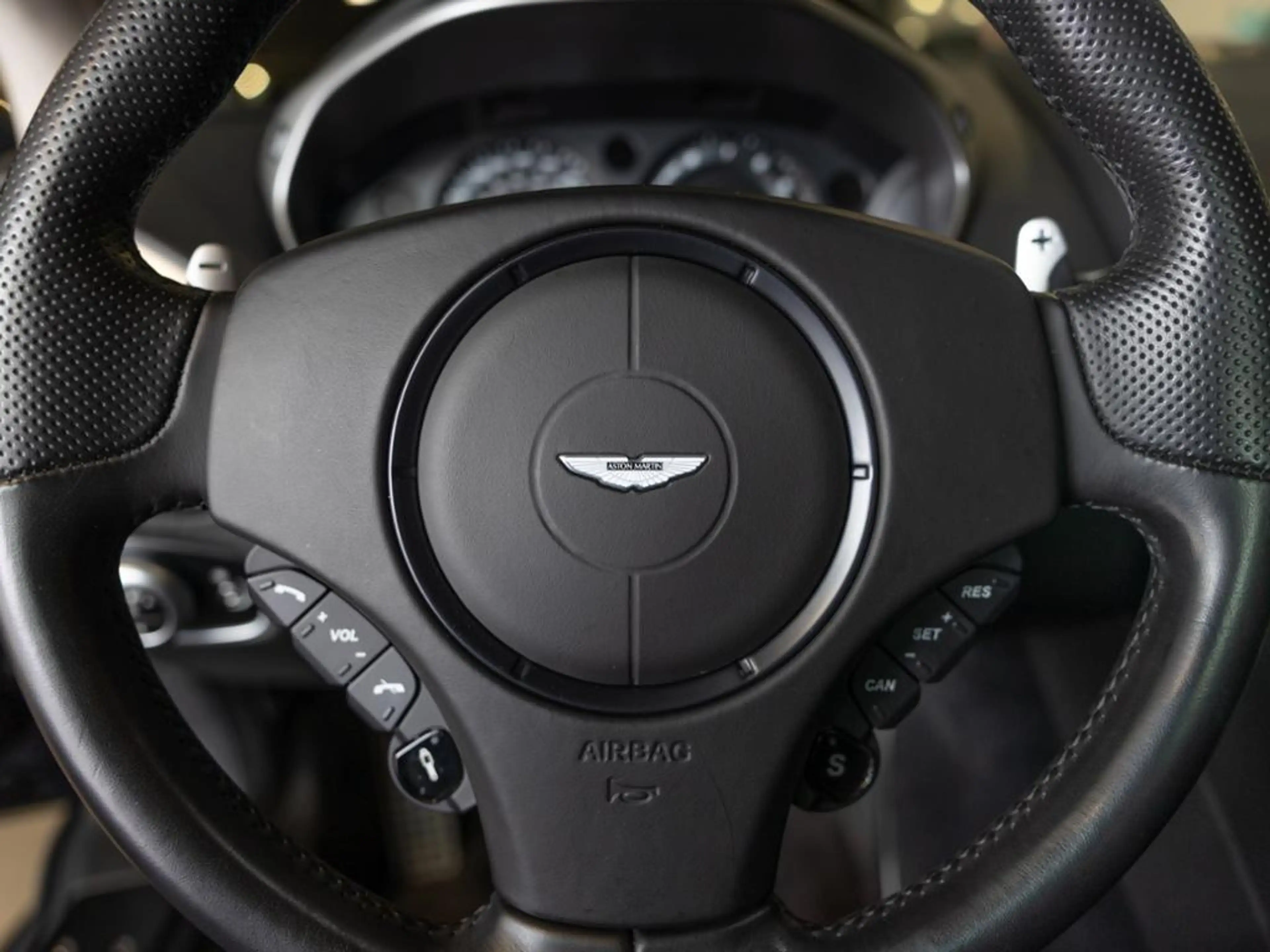Aston Martin Vanquish S Coupe Aston Martin Hamburg — photo 12