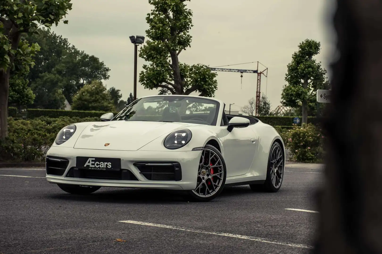 Porsche 992 911 CARRERA 4S / 13.000 KM /BELGIAN / SPORT BUTTON Blanc - 2