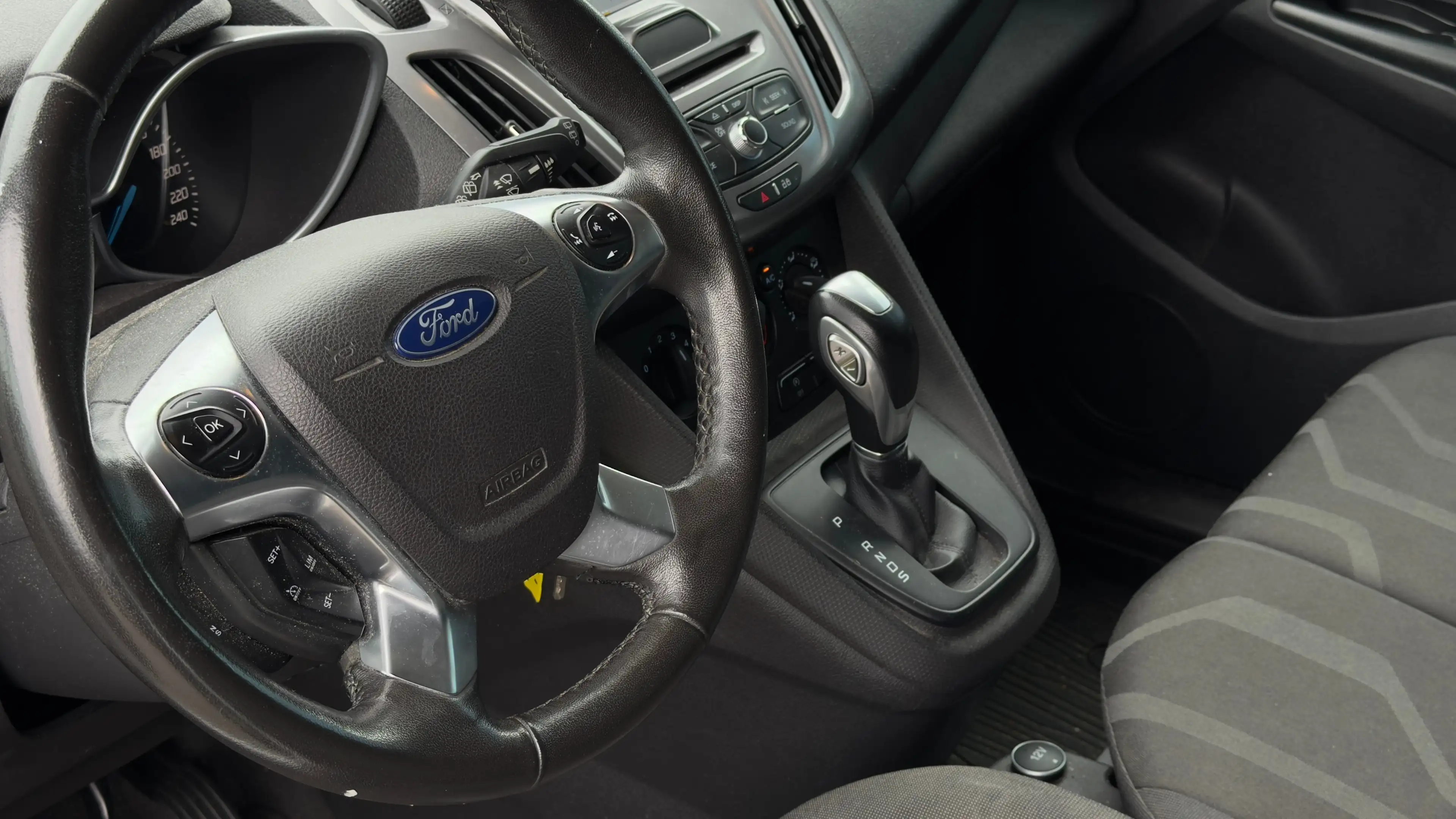 Ford Transit Connect 1.5 TDCI L1 Trend HP | Achteruitrijcamera | Cruise — photo 6