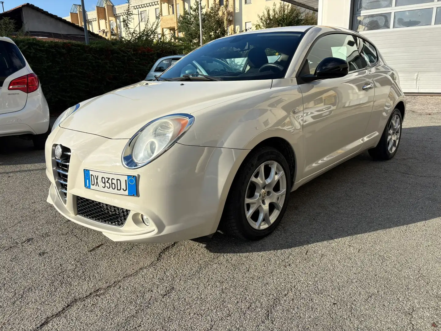 Alfa Romeo MiTo MiTo 2008 1.4 Junior Distinctive Beige - 1