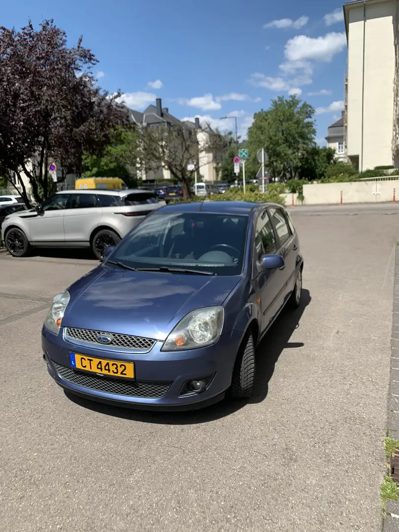 Ford Fiesta 1.6 Aut. Ghia - 2