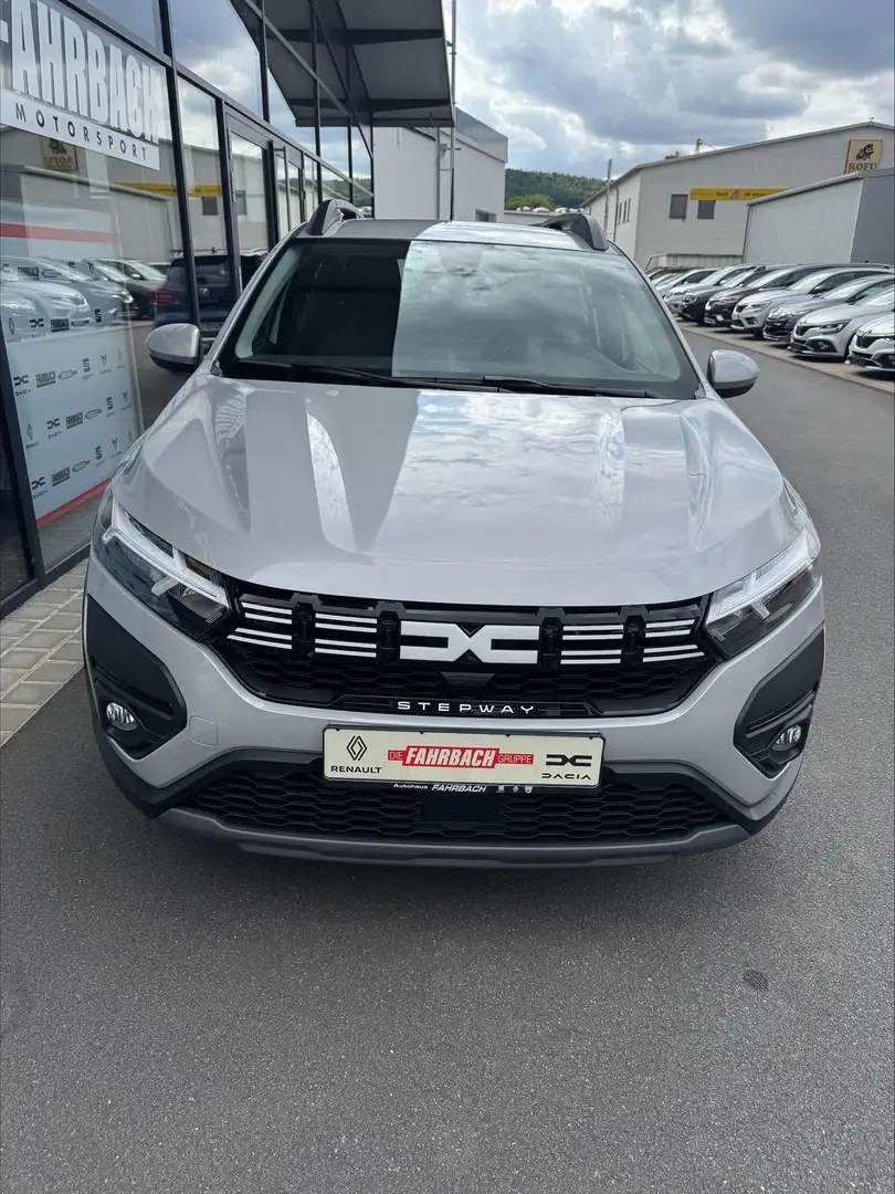 Dacia Sandero Stepway Expression Grau - 1