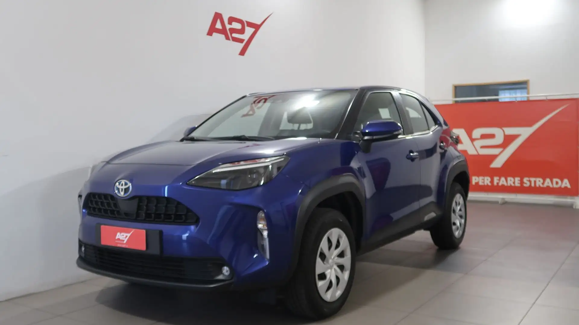 Toyota Yaris Cross Yaris Cross 1.5 Hybrid 5p. E-CVT Active Blauw - 1
