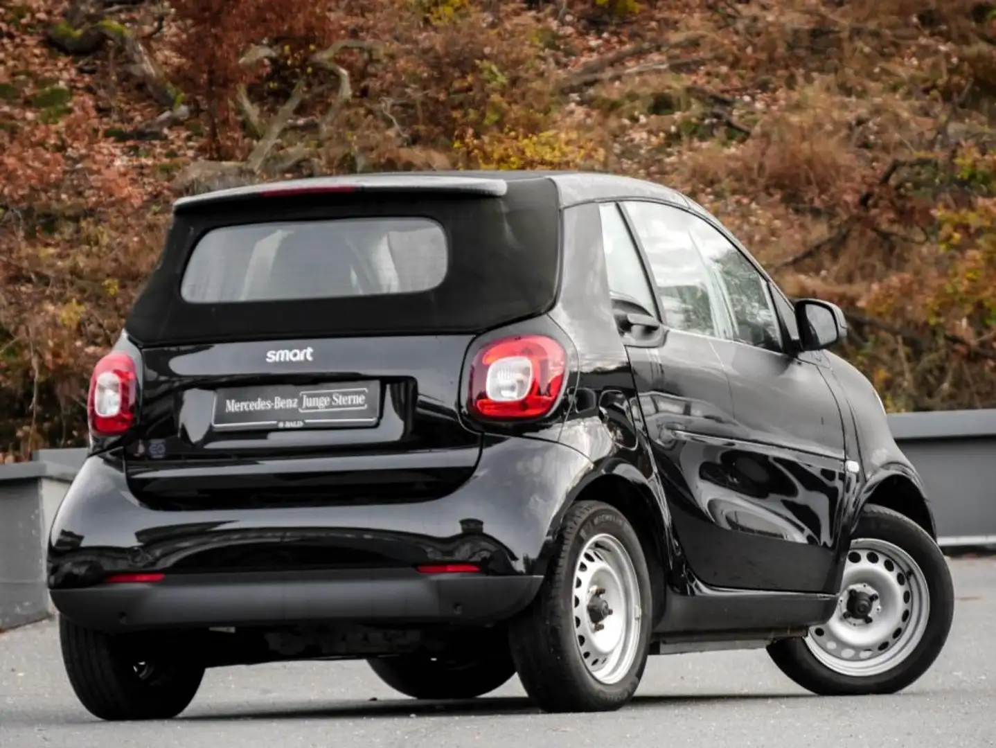 smart forTwo EQ  cabrio Shz/Servo/Klimaautomatik Schwarz - 2