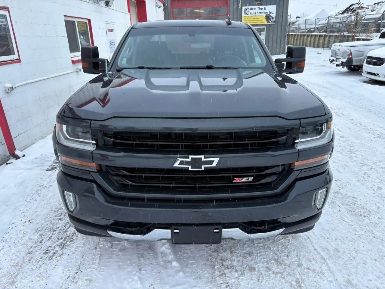 Chevrolet Silverado 1500 снимка Chevrolet Silverado 1500