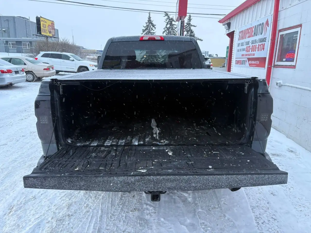 Chevrolet Silverado 1500 снимка Chevrolet Silverado 1500