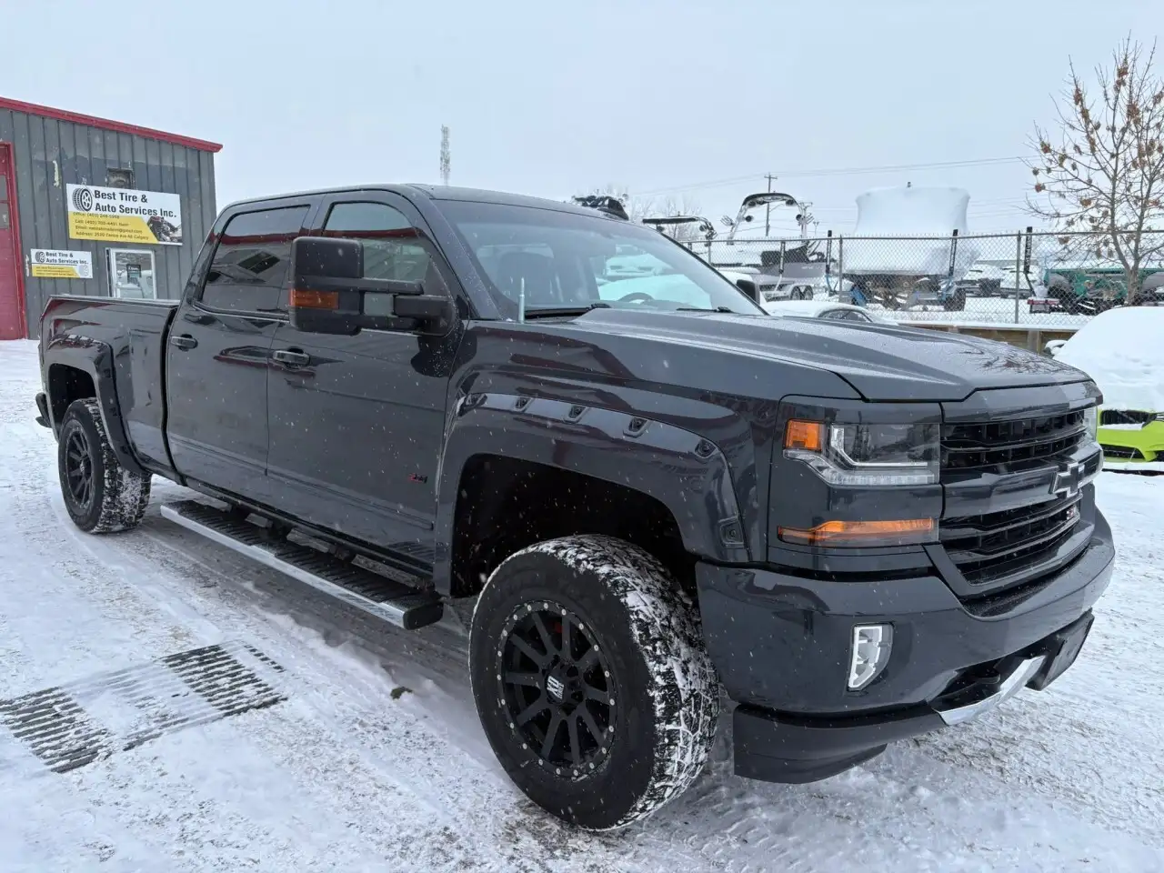 Chevrolet Silverado 1500 снимка Chevrolet Silverado 1500
