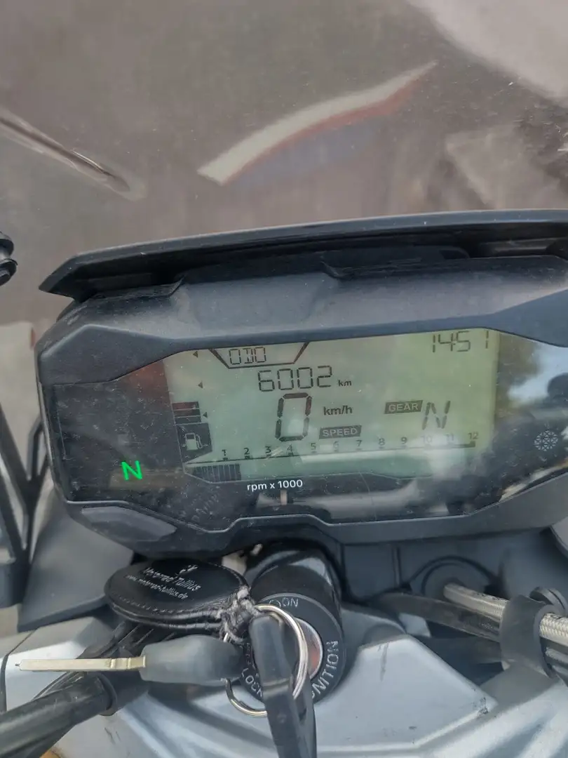 BMW G 310 R Blanc - 2