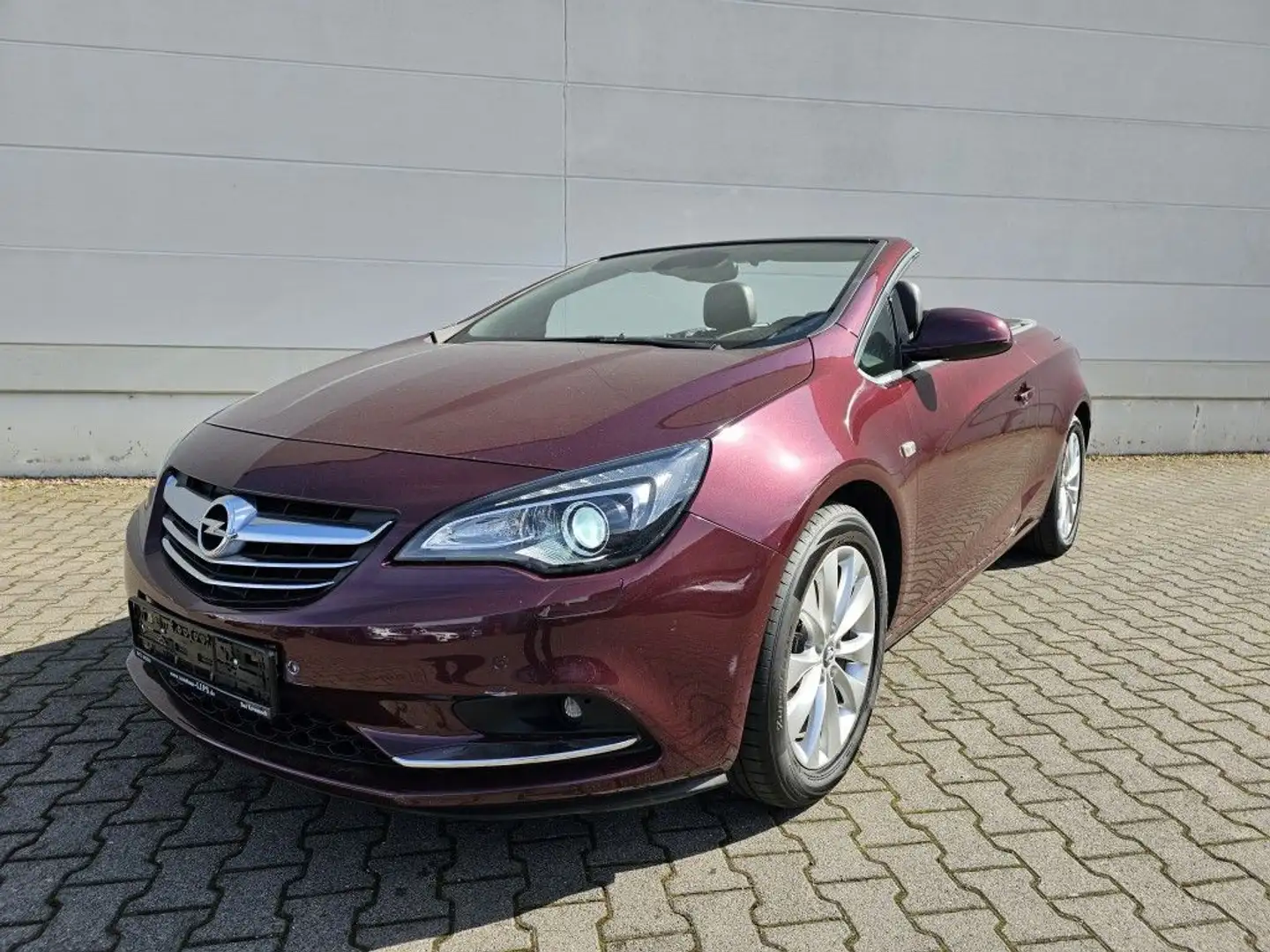 Opel Cascada 1.4 Turbo Innovation | Xenon | Klimatronic crvena - 2
