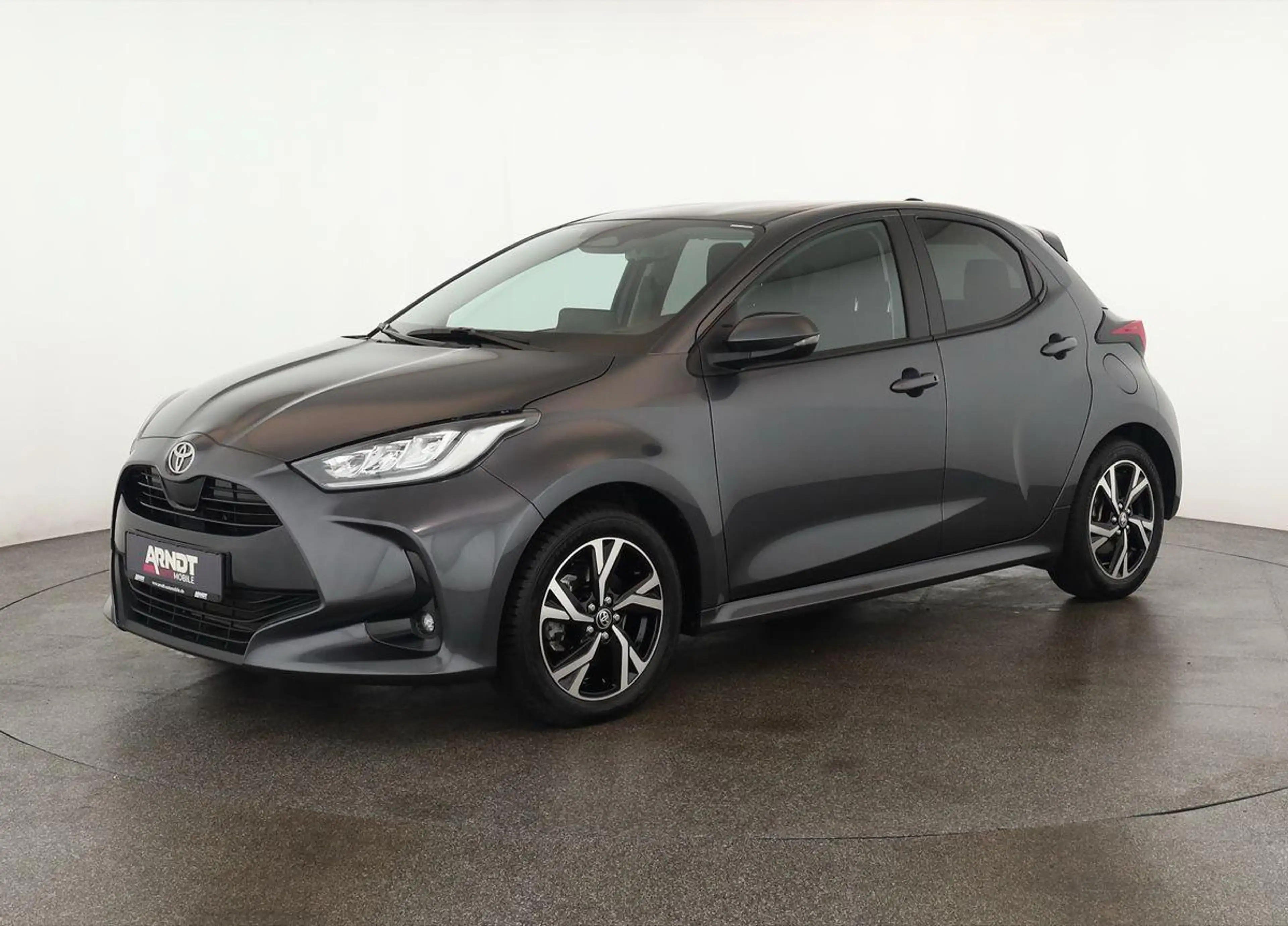 Toyota Yaris Hybrid 116 Teamplayer LED App SHZ Key Kam — photo 2