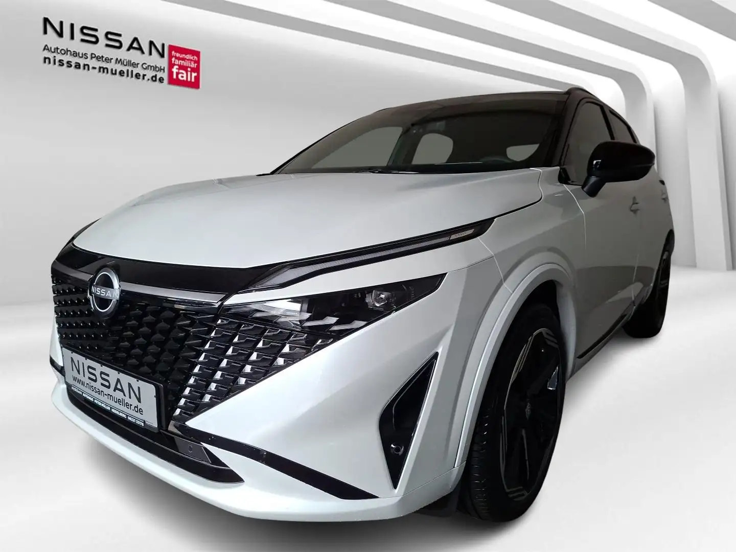 Nissan Qashqai 1.3 DIG-T Xtronic N-Design Komfort Plus Weiß - 1