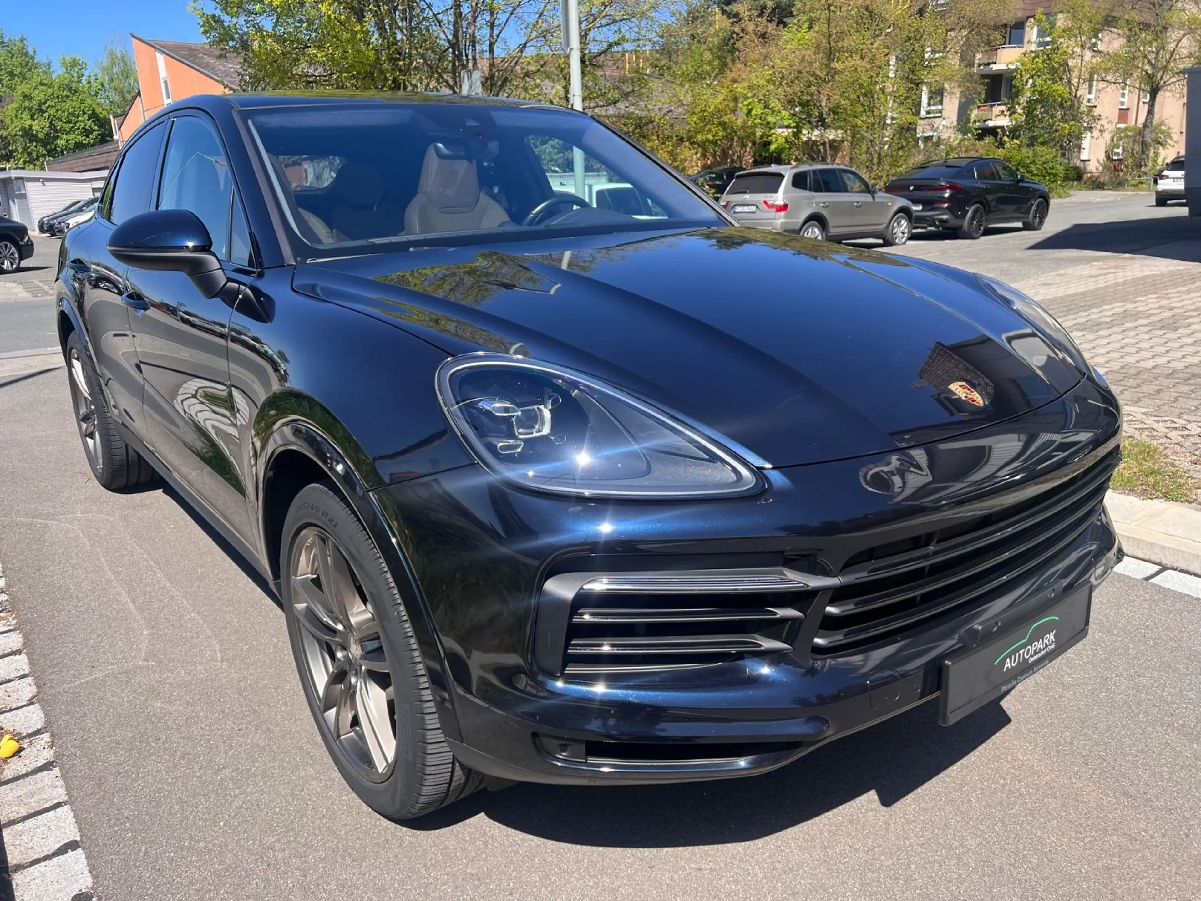 Porsche Cayenne Coupe/Chrono/Leder/SHZ/Pano/Kam/21" — photo 2