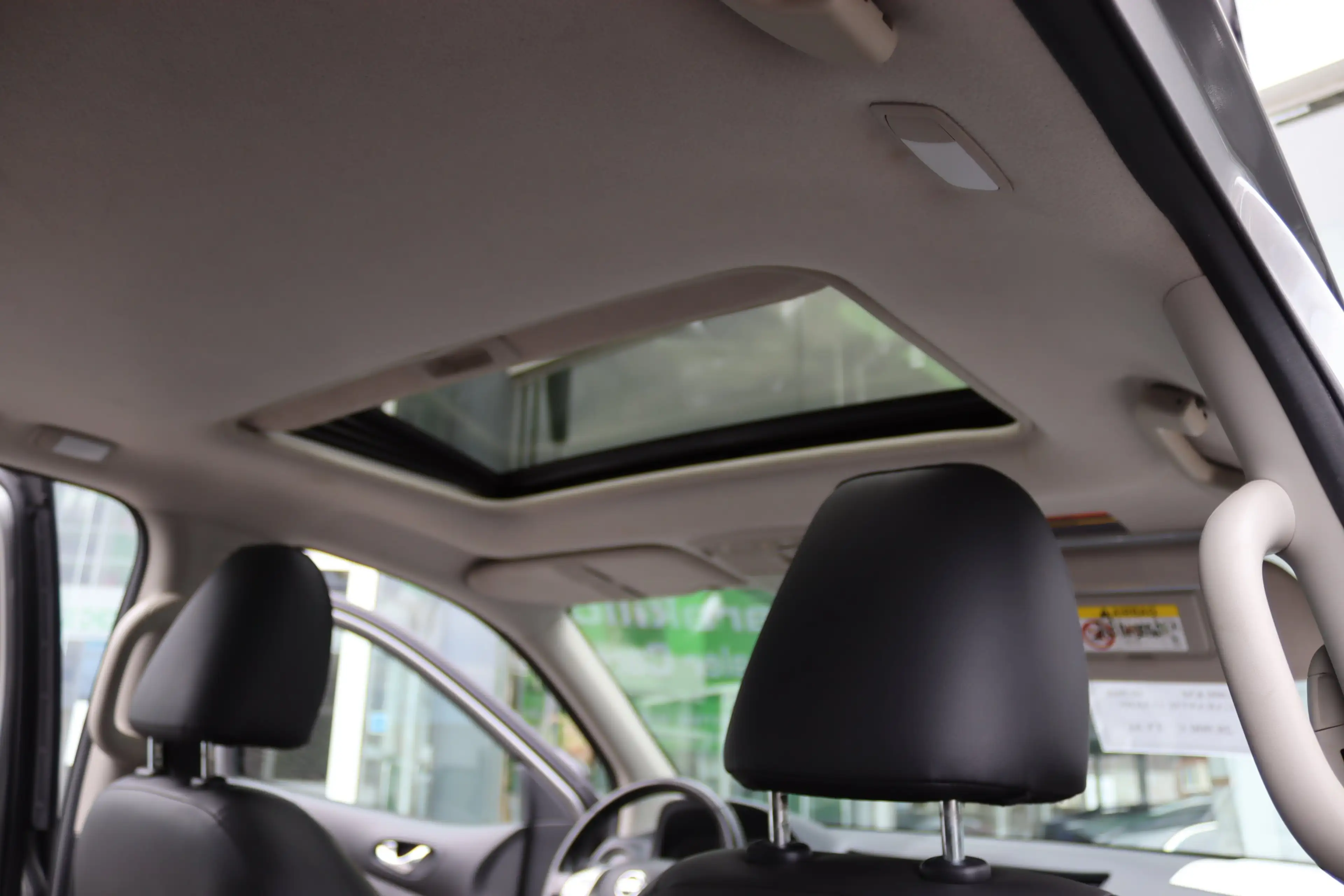 Nissan Navara N-GUARD 2.3DCi 190CV BOITE AUTO BLACK EDITION TVAC — photo 12