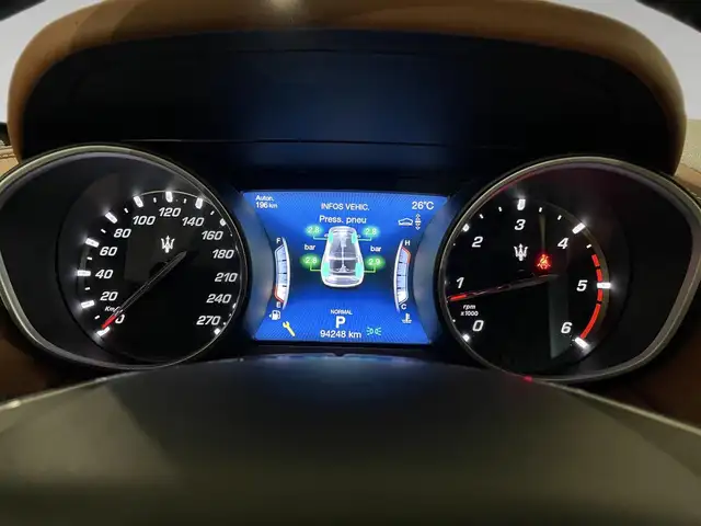 Maserati Levante view 2