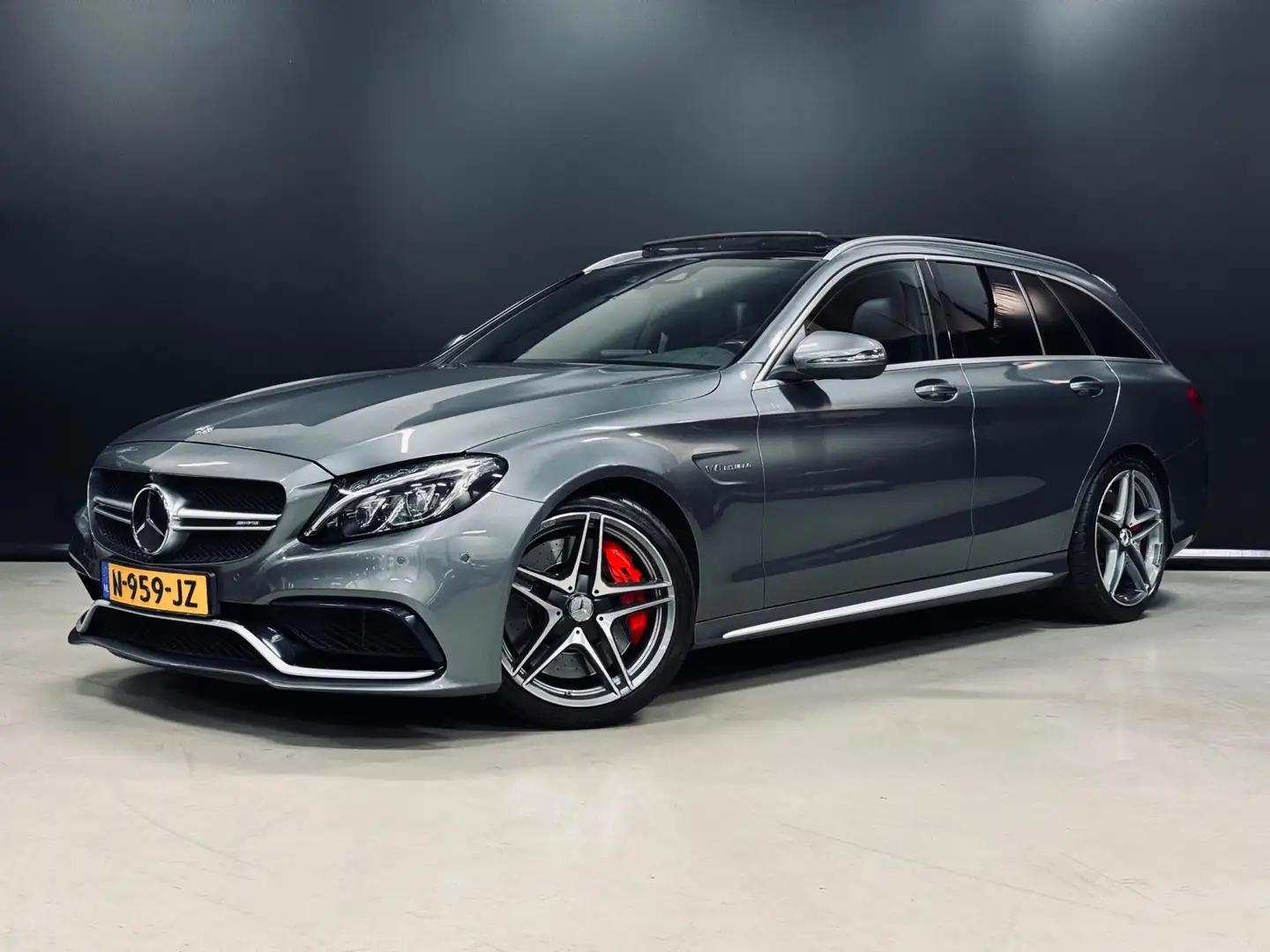 Mercedes-Benz C 63 AMG Estate S 510PK, Pano, 360 Camera, Command Navi, Am Grijs - 1